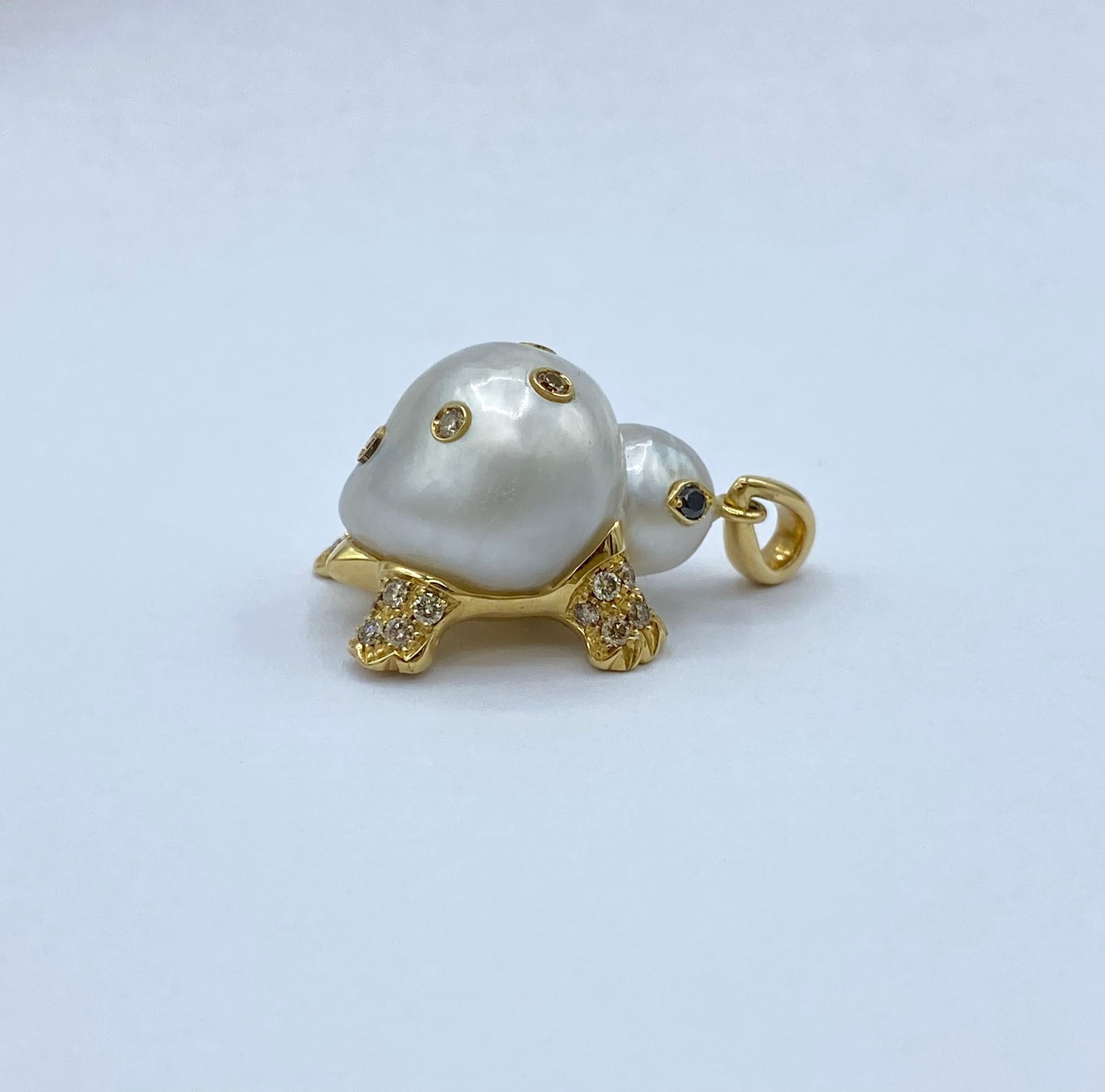 Schildkröte braun schwarzer Diamant 18 Karat australische Perle Gold Anhänger/Halskette  im Angebot 8