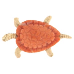 Turtle Coral Diamonds 14 Karat Yellow Gold Brooch