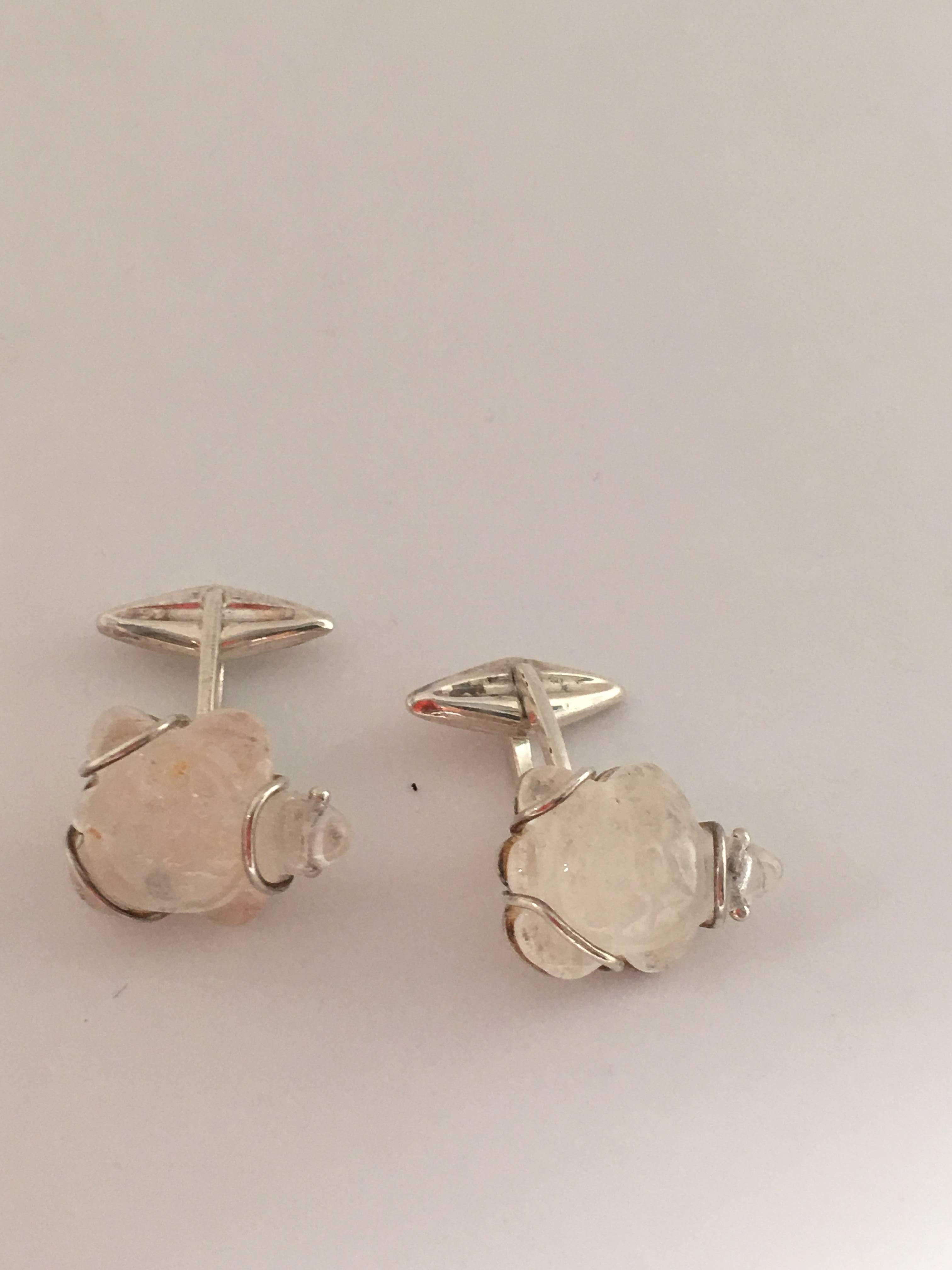Very nice Cufflinks rock crystal and silver turtle shape.
All Giulia Colussi jewelry is new and has never been previously owned or worn. Each item will arrive at your door beautifully gift wrapped in our boxes, put inside an elegant pouch or jewel