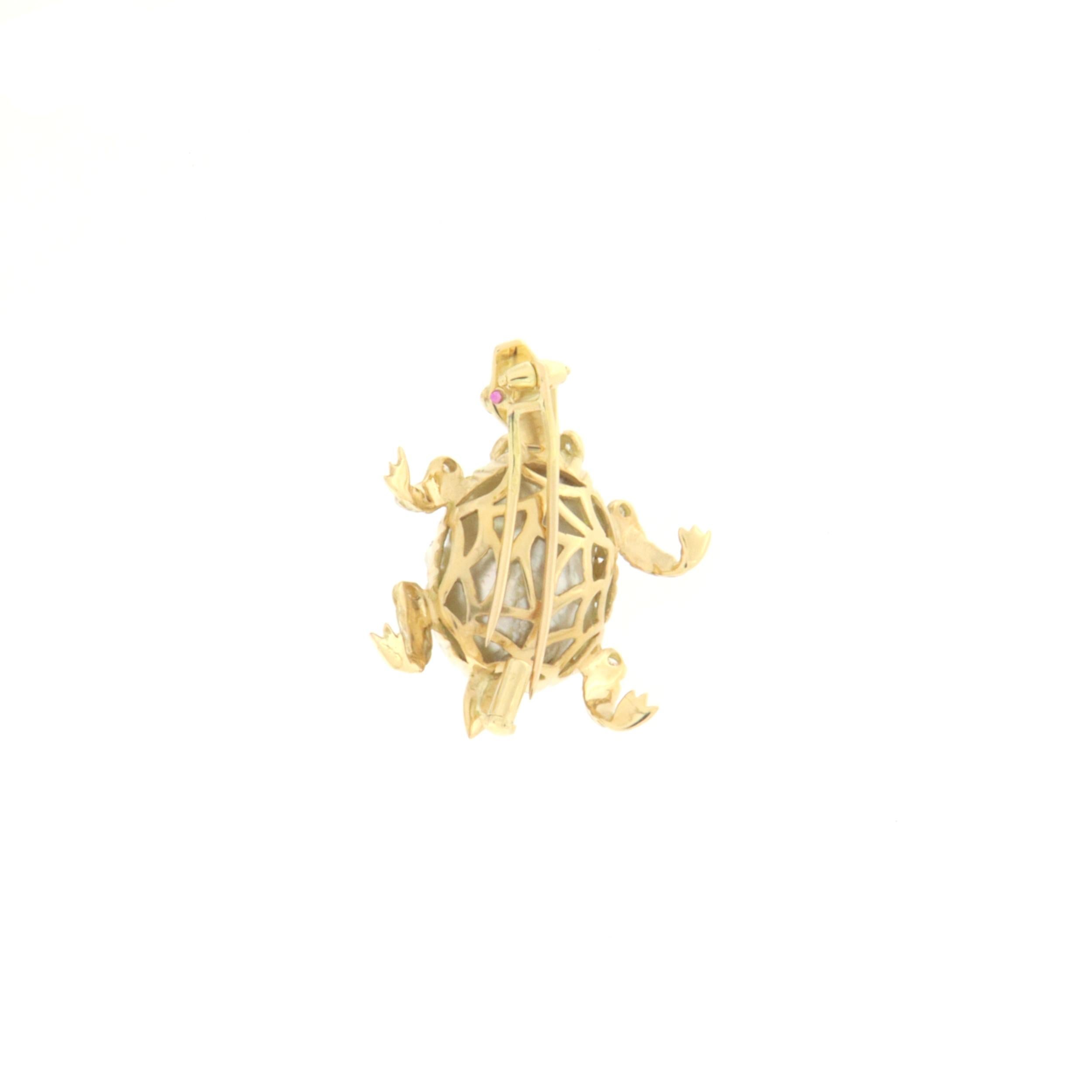 Brilliant Cut Turtle Pearl Diamonds Ruby 18 Karat Yellow Gold Brooch For Sale