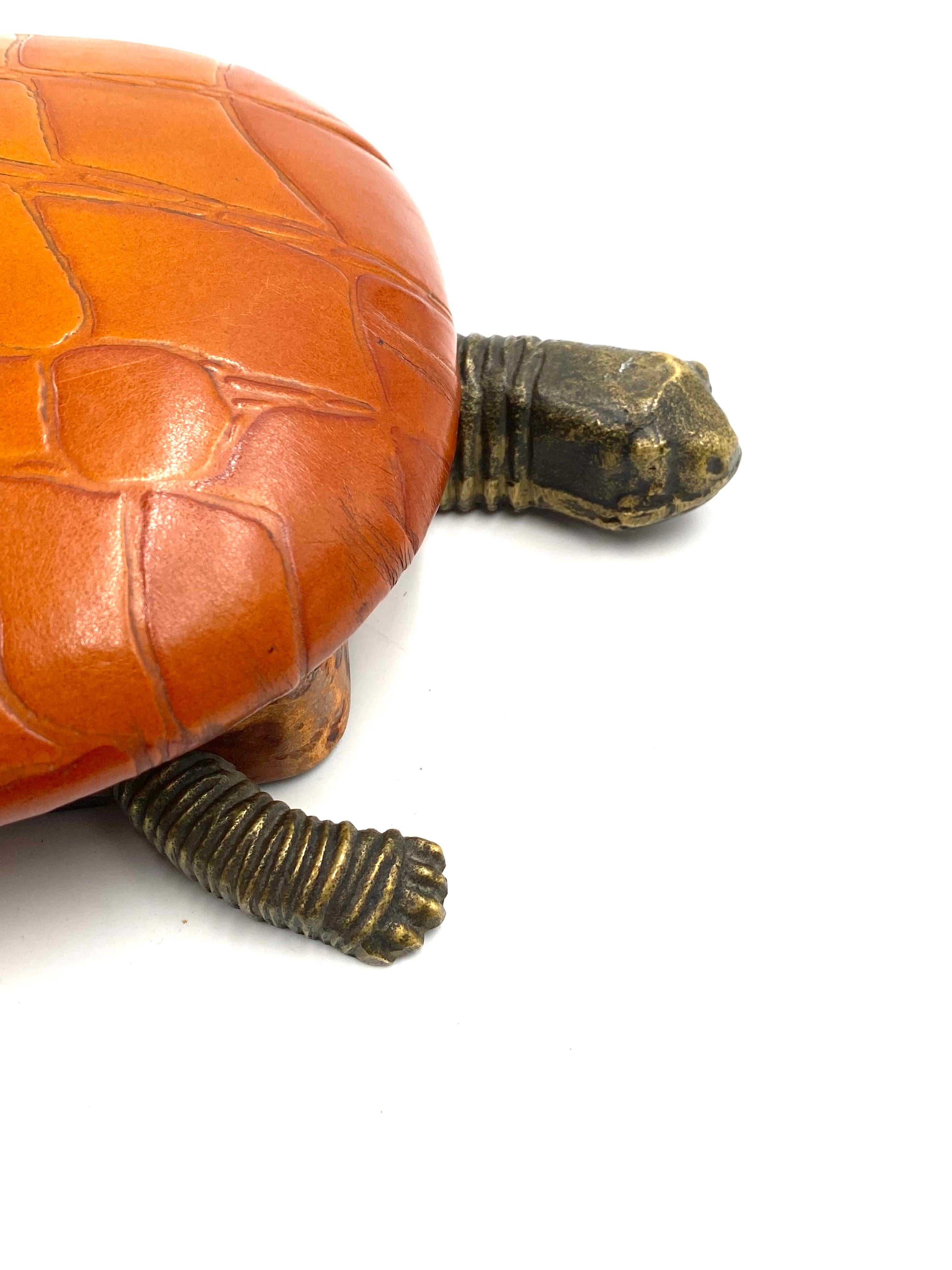 Turtle Shaped Leather and Bronze Jewelry Box, France 1950s For Sale 10