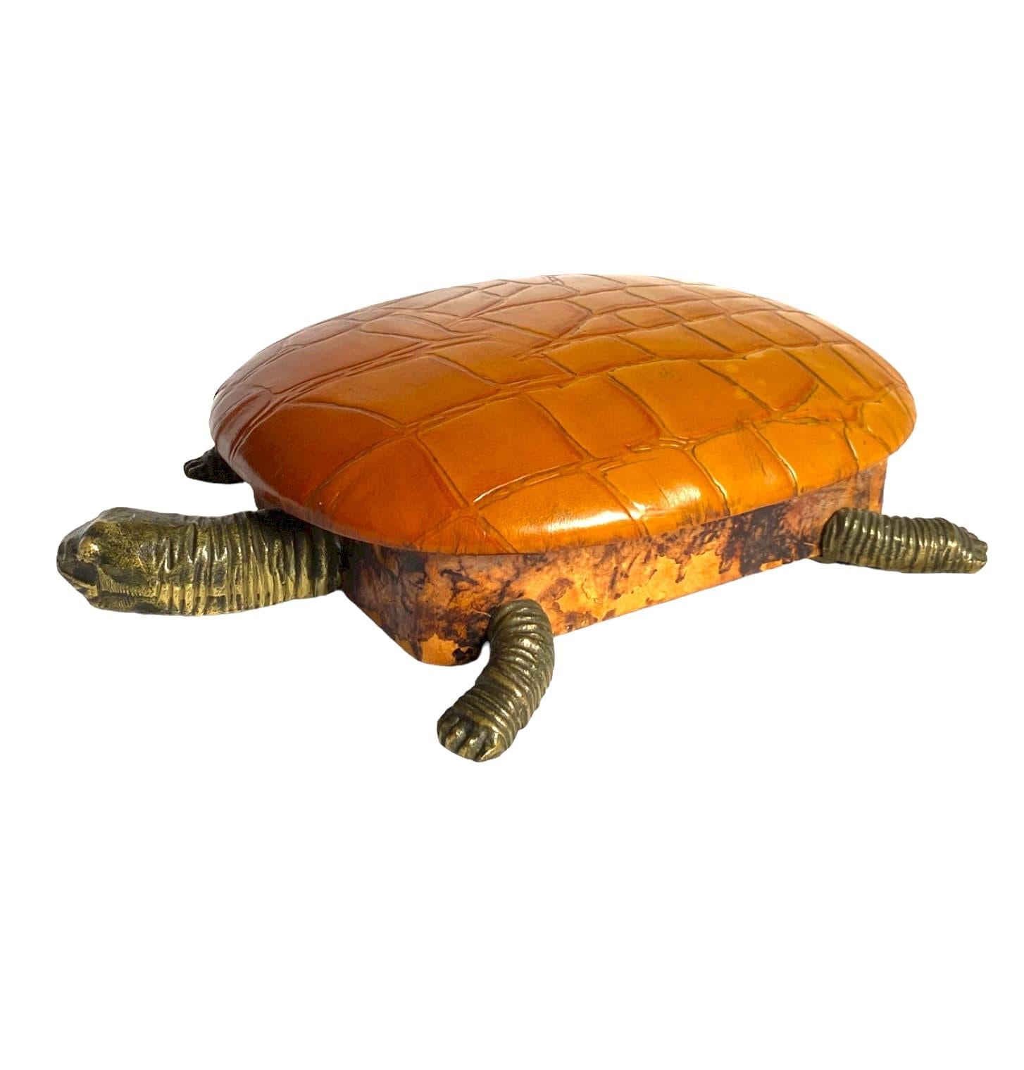 Hollywood Regency Turtle Shaped Leather and Bronze Jewelry Box, France 1950s For Sale