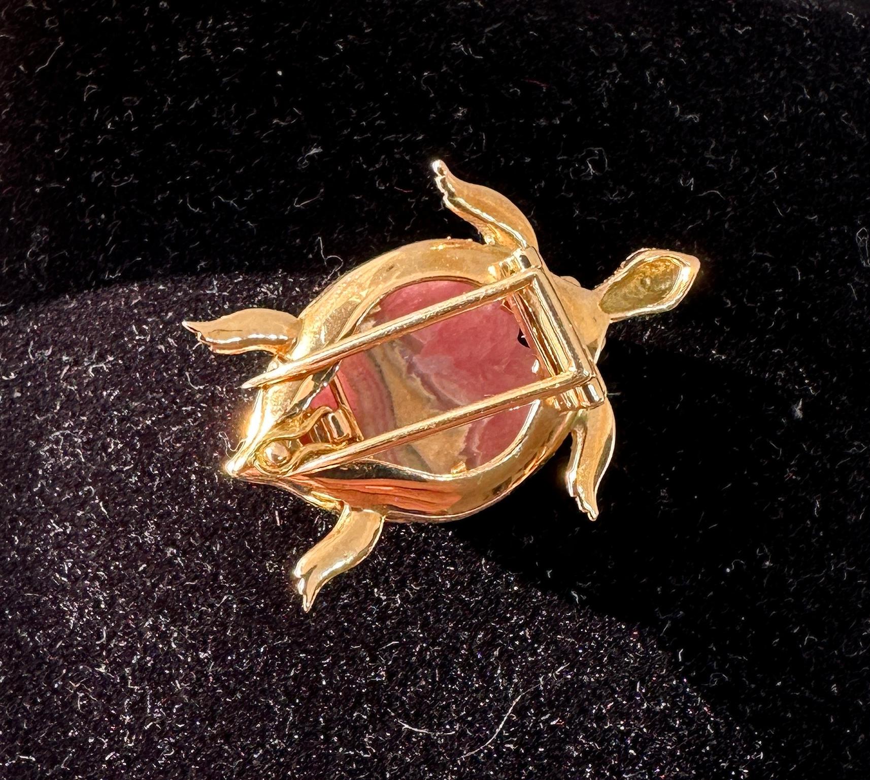 Turtle Tortoise Brooch Pin Ruby Pink Rhodochrosite 14 Karat Gold Mary Lou Daves For Sale 3