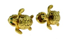 Turtle with Emerald Eyes, Signed 18 Karat Yellow Gold Cufflinks