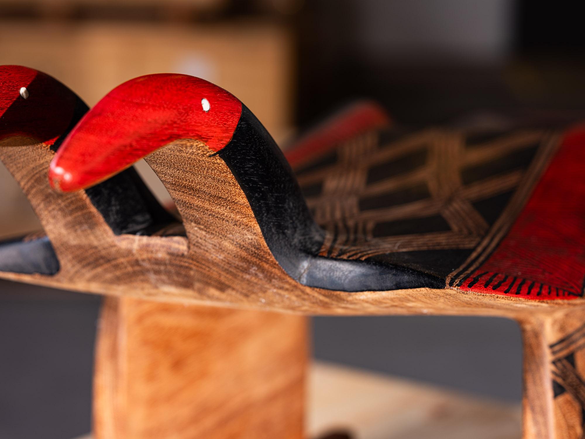 Artisanat Turuza Wauja. Banc à deux têtes, bois brésilien de 2024 en vente
