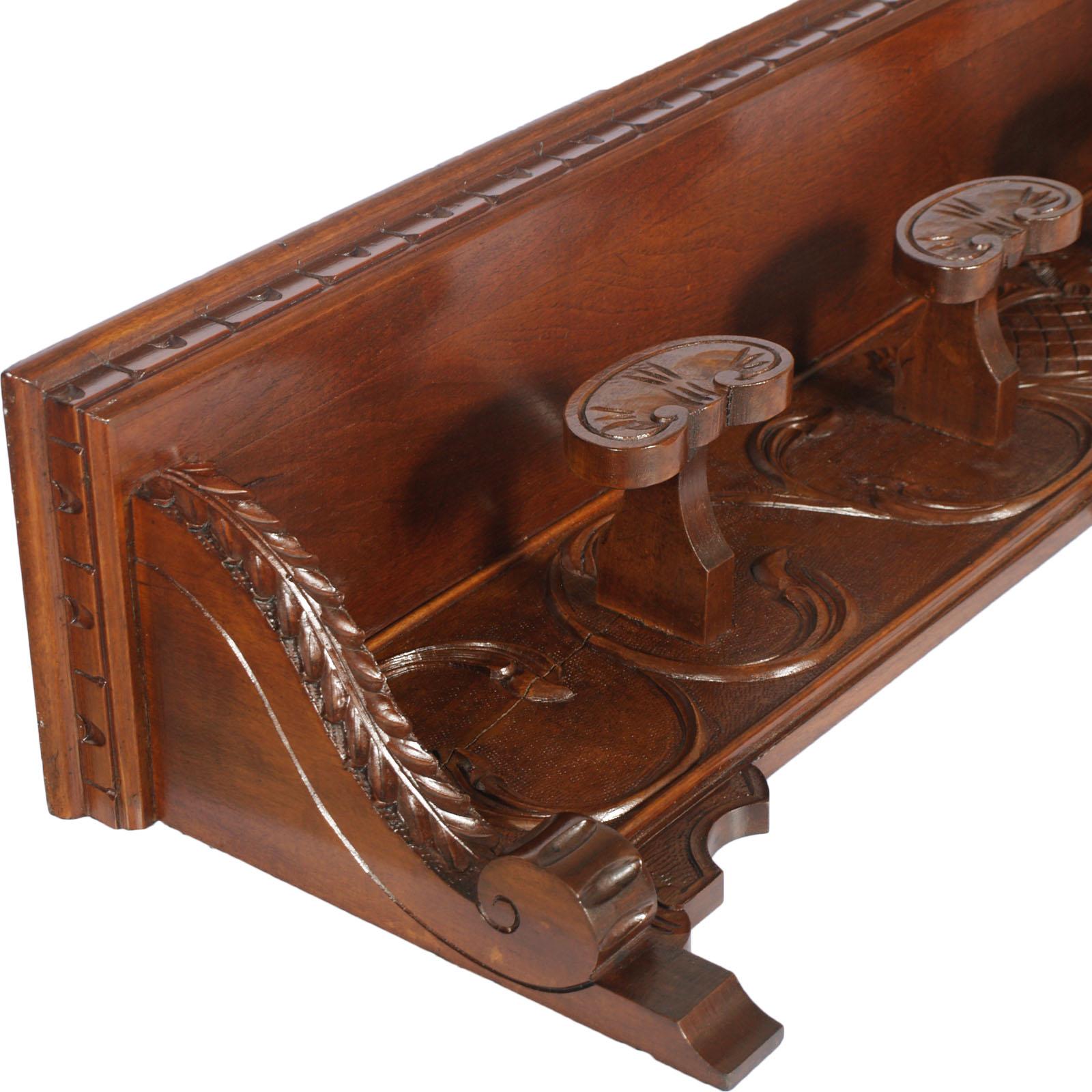 Italian Tuscan 1930s Renaissance Coat Hat Rack Hanger, Bonciani Cascina in Carved Walnut For Sale