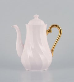 Tuscan, Inghilterra, Servizio da caffè in porcellana rosa con decorazioni in oro