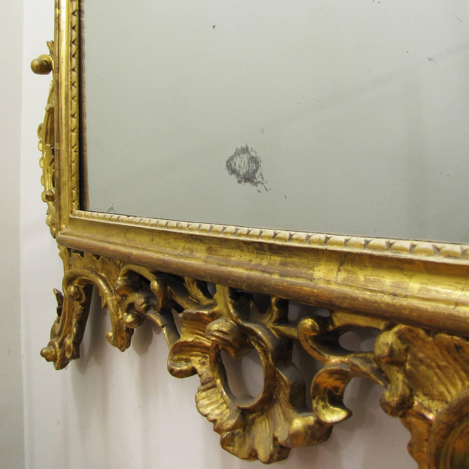 Tuscan Late 19th Century Louis XVI Mirror with a Carved and Gilt Wooden Frame For Sale 2