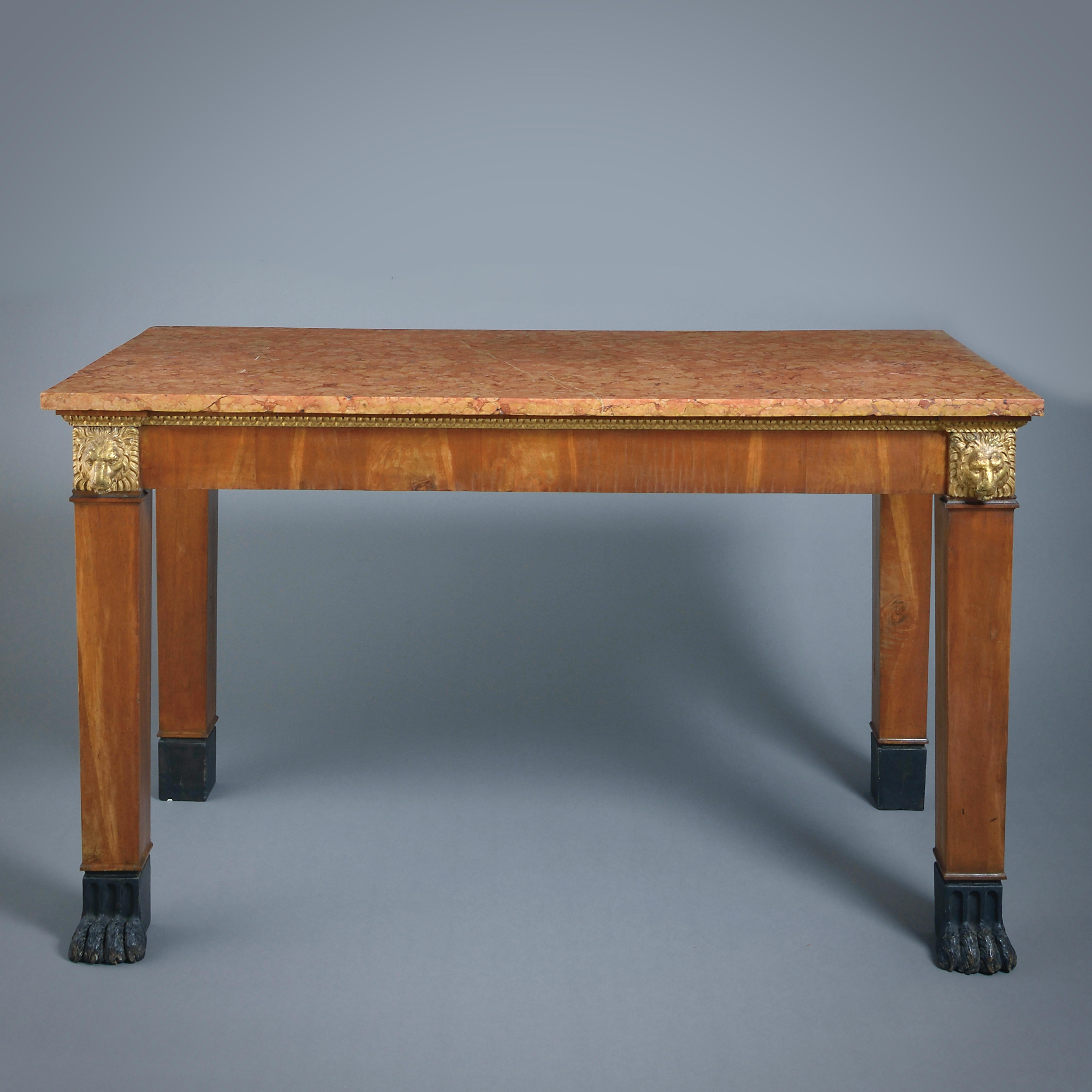Tuscan Parcel-Gilt Fruitwood Side Table In Good Condition For Sale In London, GB