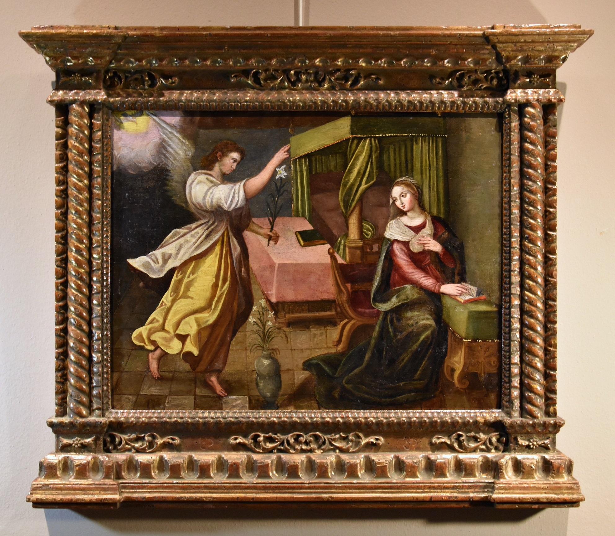 Annunciation Religious Paint Oil on table Tuscan School 16th Century Old master - Painting by Tuscan School Second Half Of The 16th Century