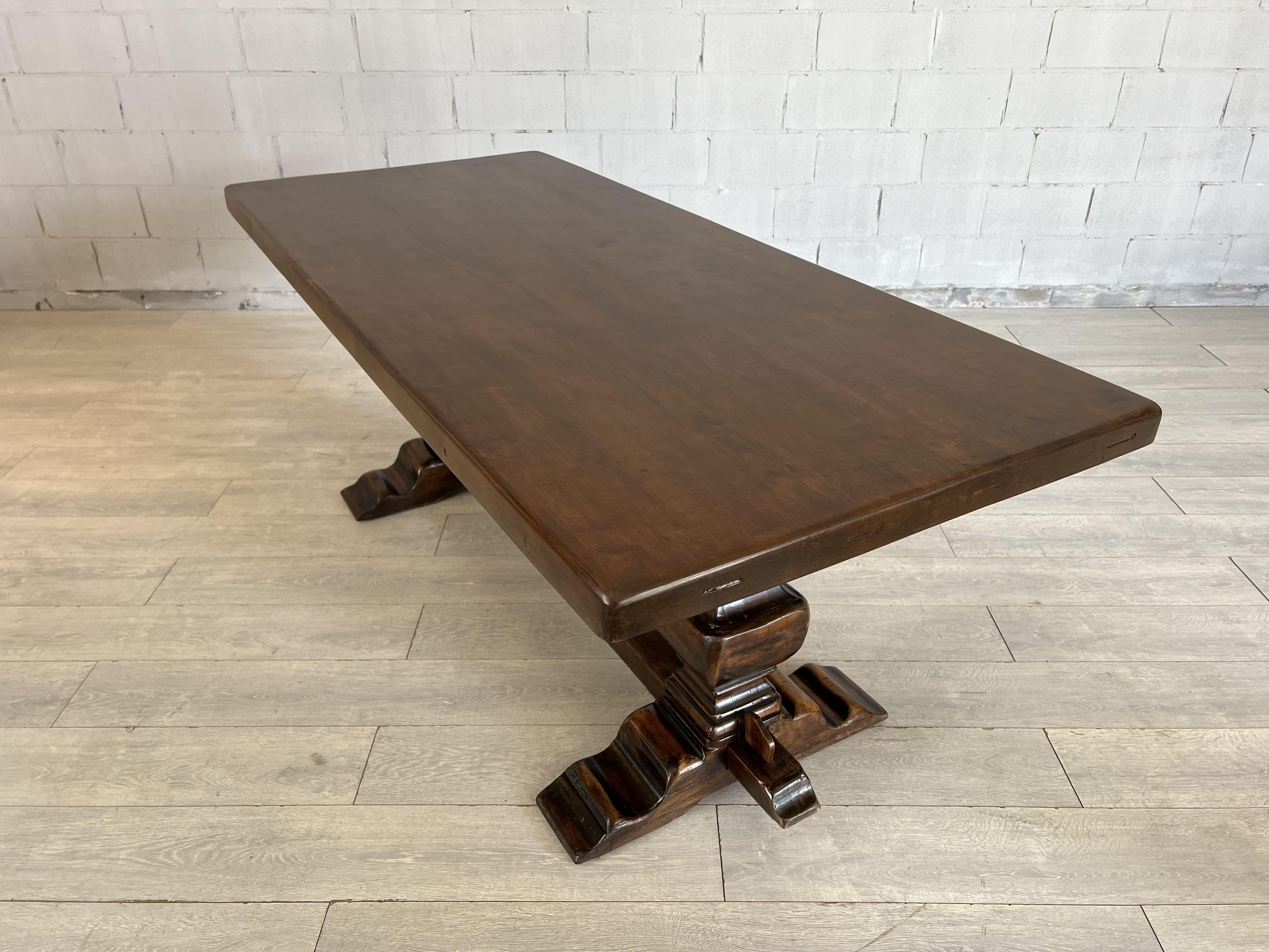 Tuscan Style Farmhouse Trestle Dining Table In Good Condition For Sale In Bridgeport, CT