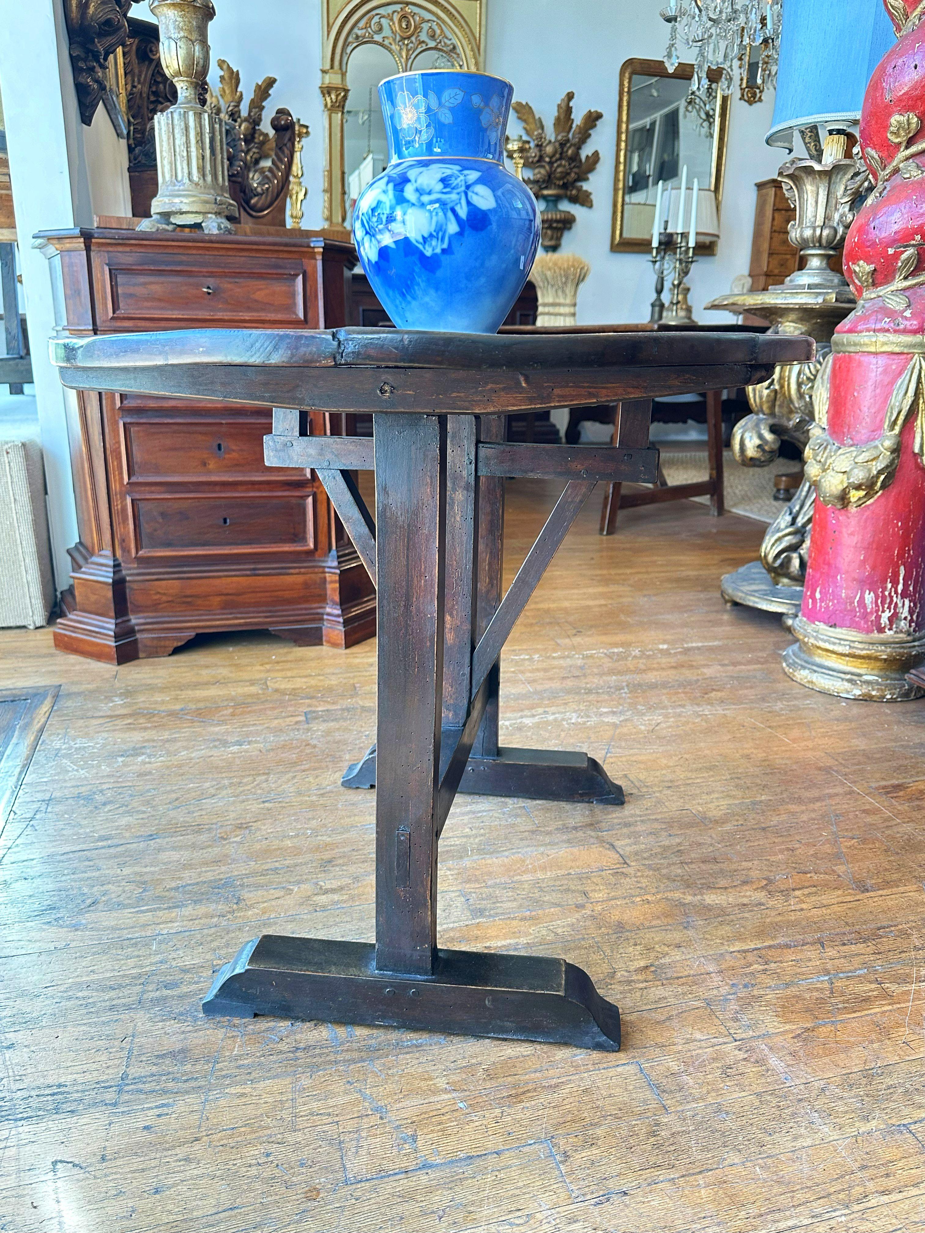 Table à tréteaux toscanne, vers 1720 en vente 3
