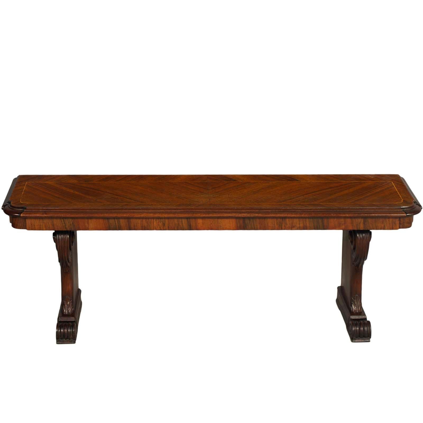 Early 20th century Tuscany antique entry Palladian bench by Bonciani Cascina, with the top in walnut veneered rosewood and maple inlaid. Legs in hand carved walnut.
Restored and wax polished.

This bench was in one entrance on the ground floor of