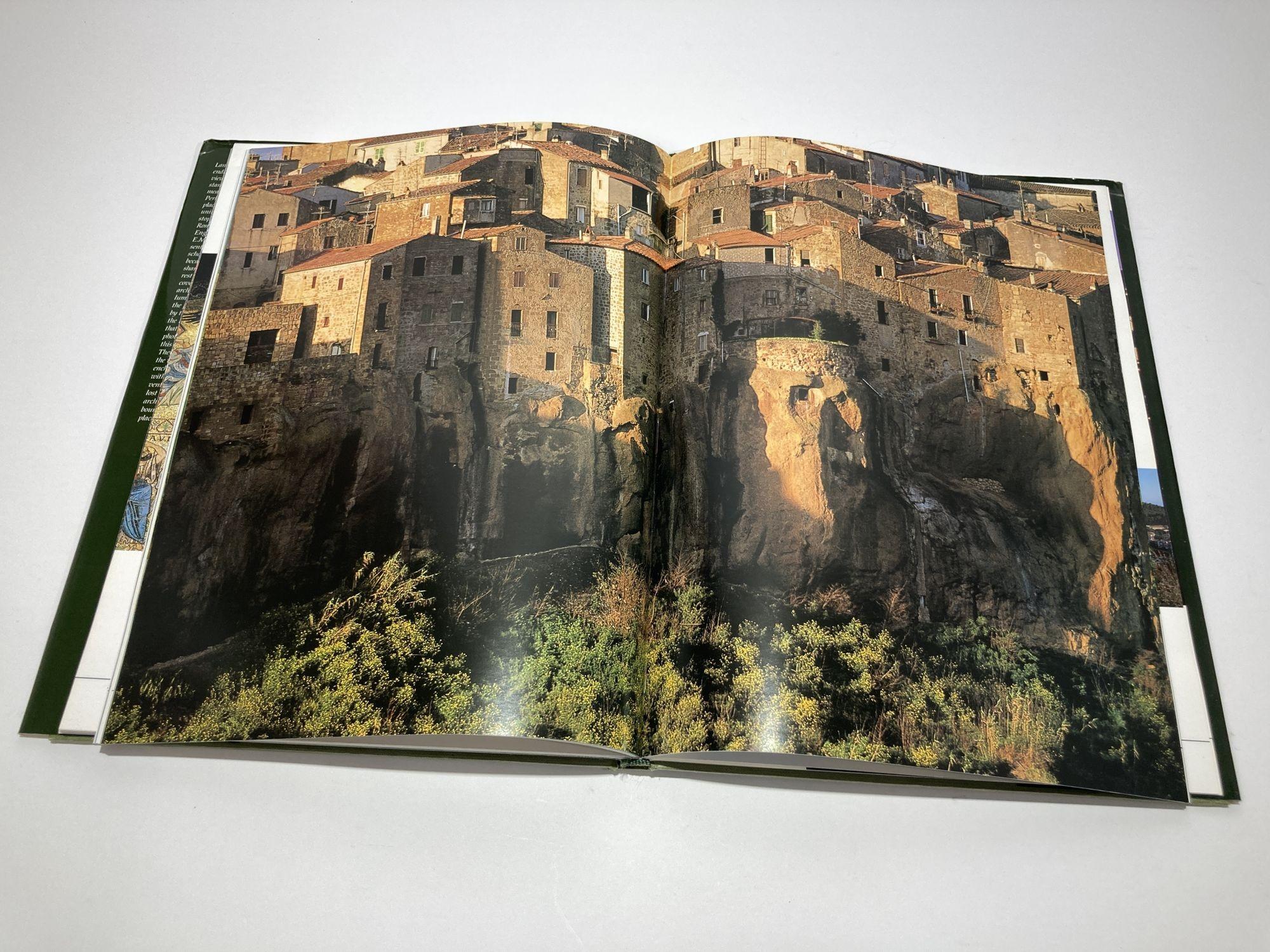 Tuscany: Landscape of Art and Beauty Chiara Libero Hardcover Book 1995 4