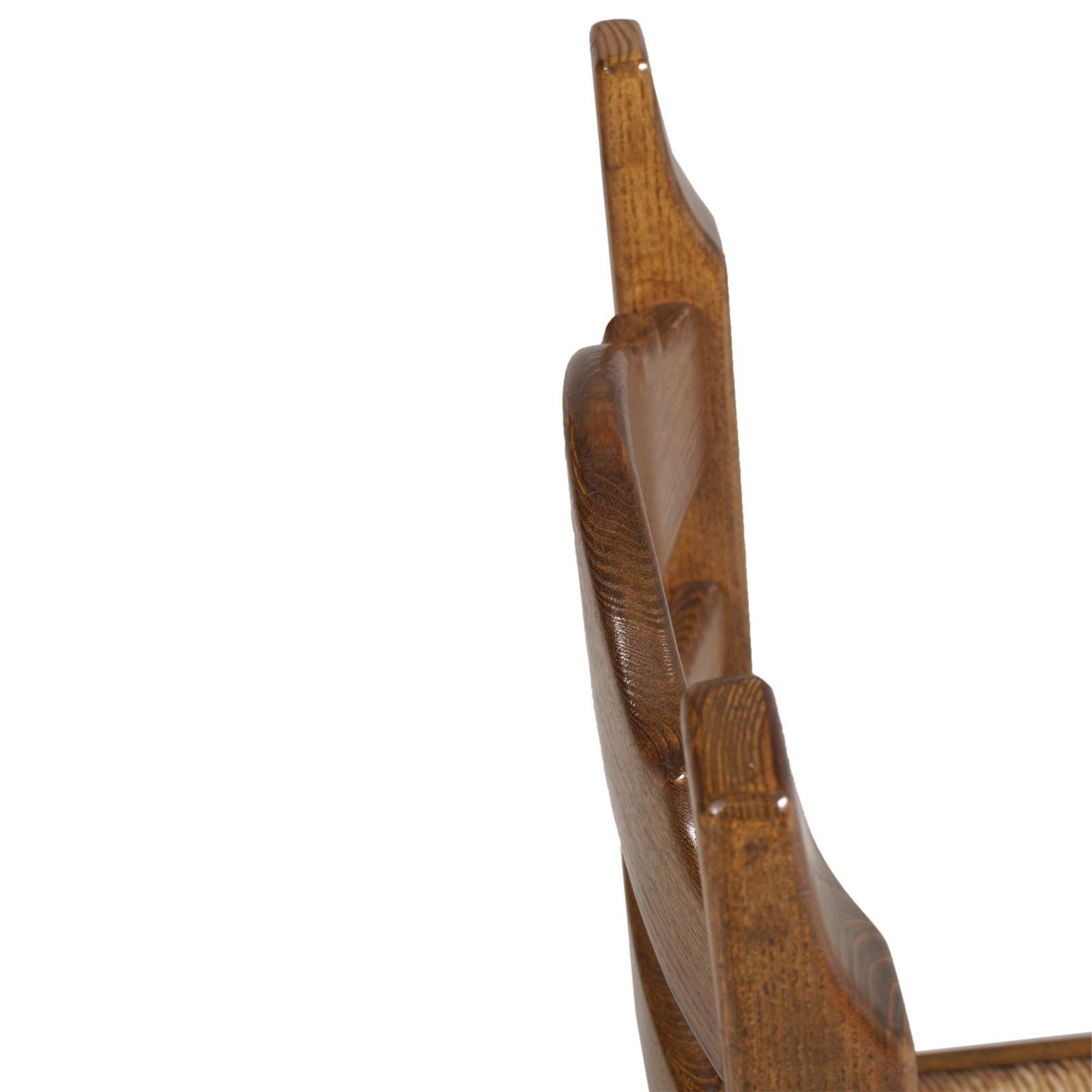 Tuscany Renaissance, handgeschnitzte zwölf Stühle aus massivem Nussbaumholz, Italien im Angebot 4