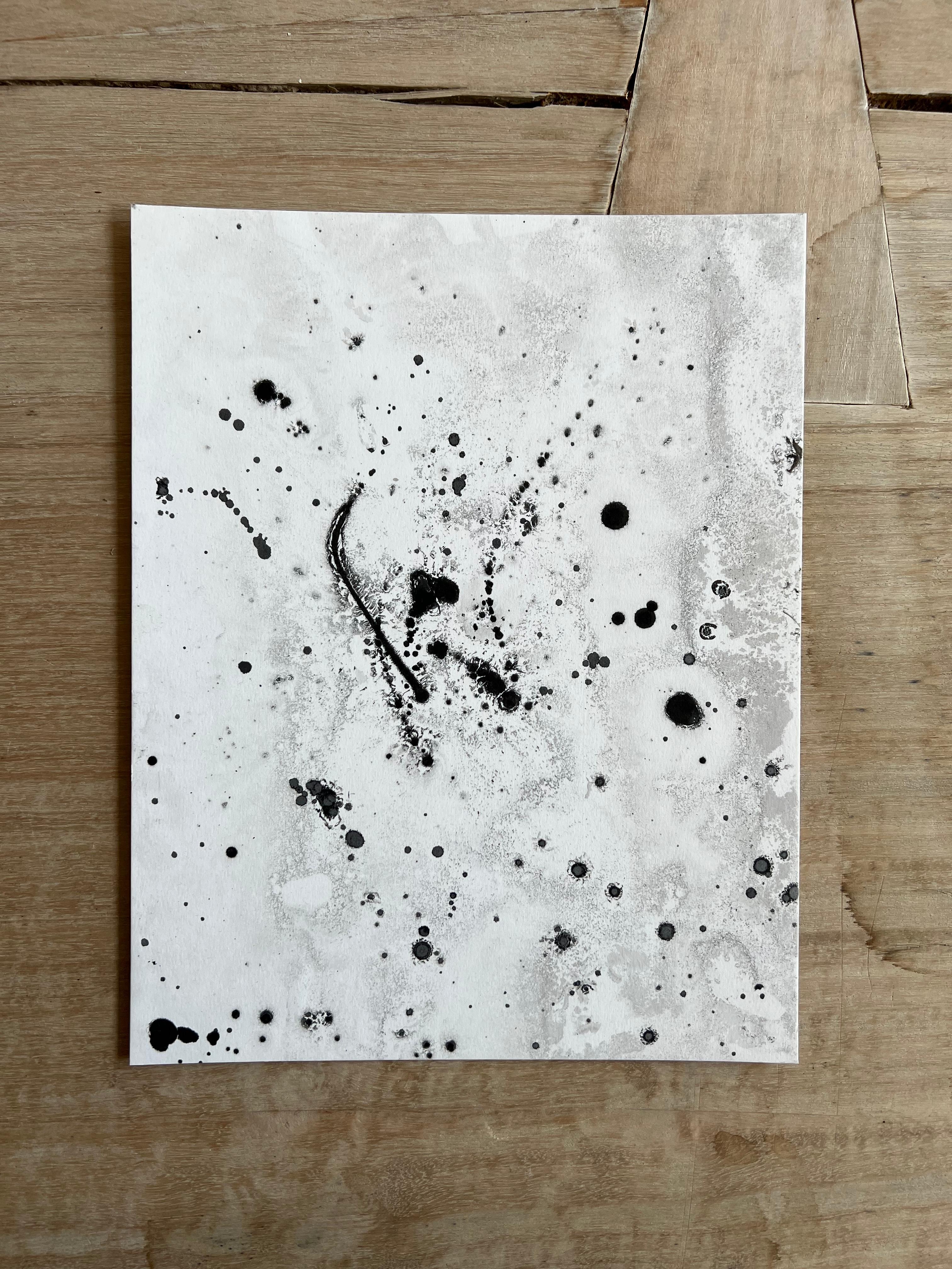 Schwarze Tinte auf weißem Papier, Contemporary Abstract Expressionist Painting (Expressionismus), Art, von TUSET