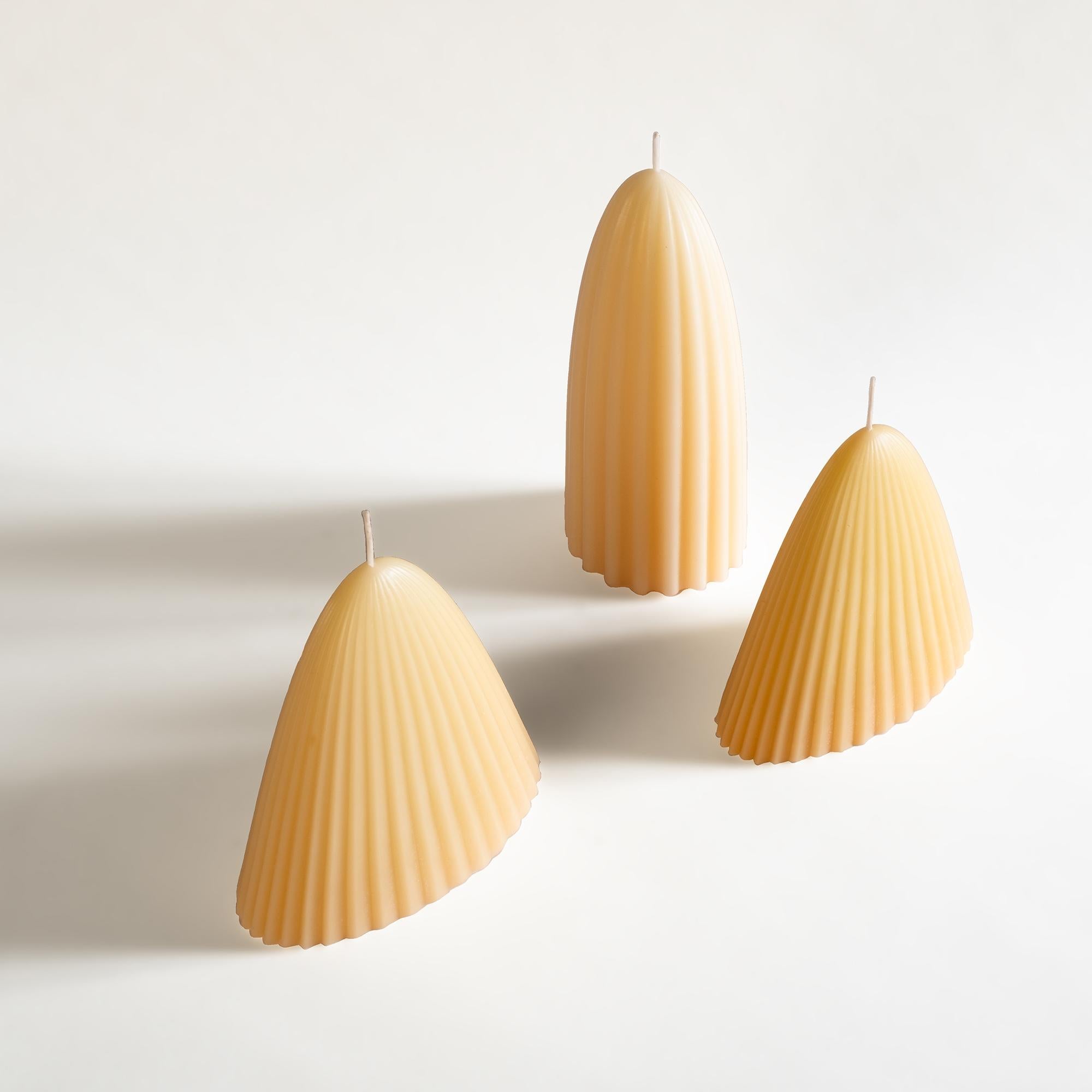 Petite bougie de bureau en cire d'abeille naturelle en vente 3