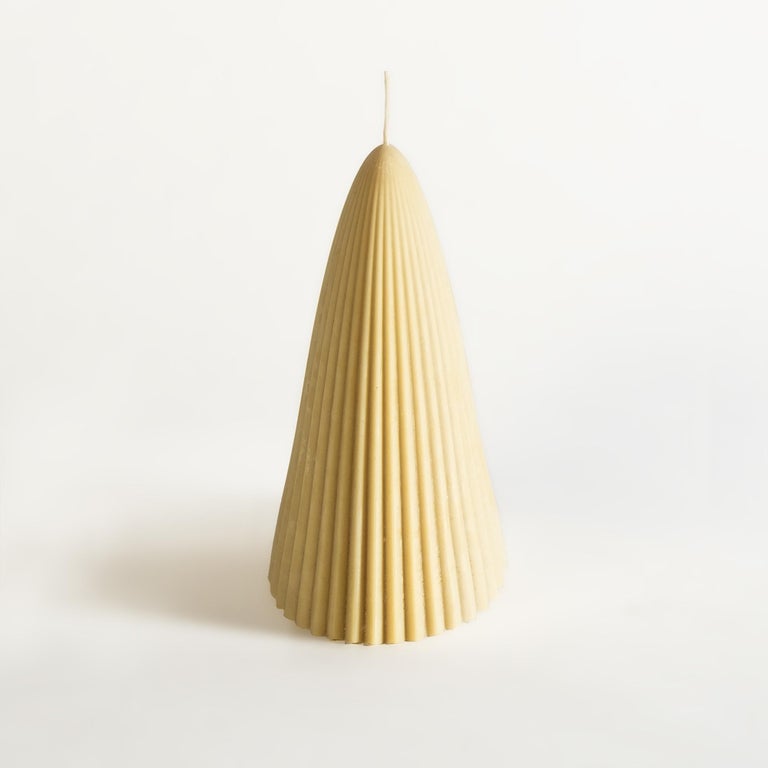 Tusk Candle, Small, Natural Beeswax In New Condition For Sale In Oakland, CA