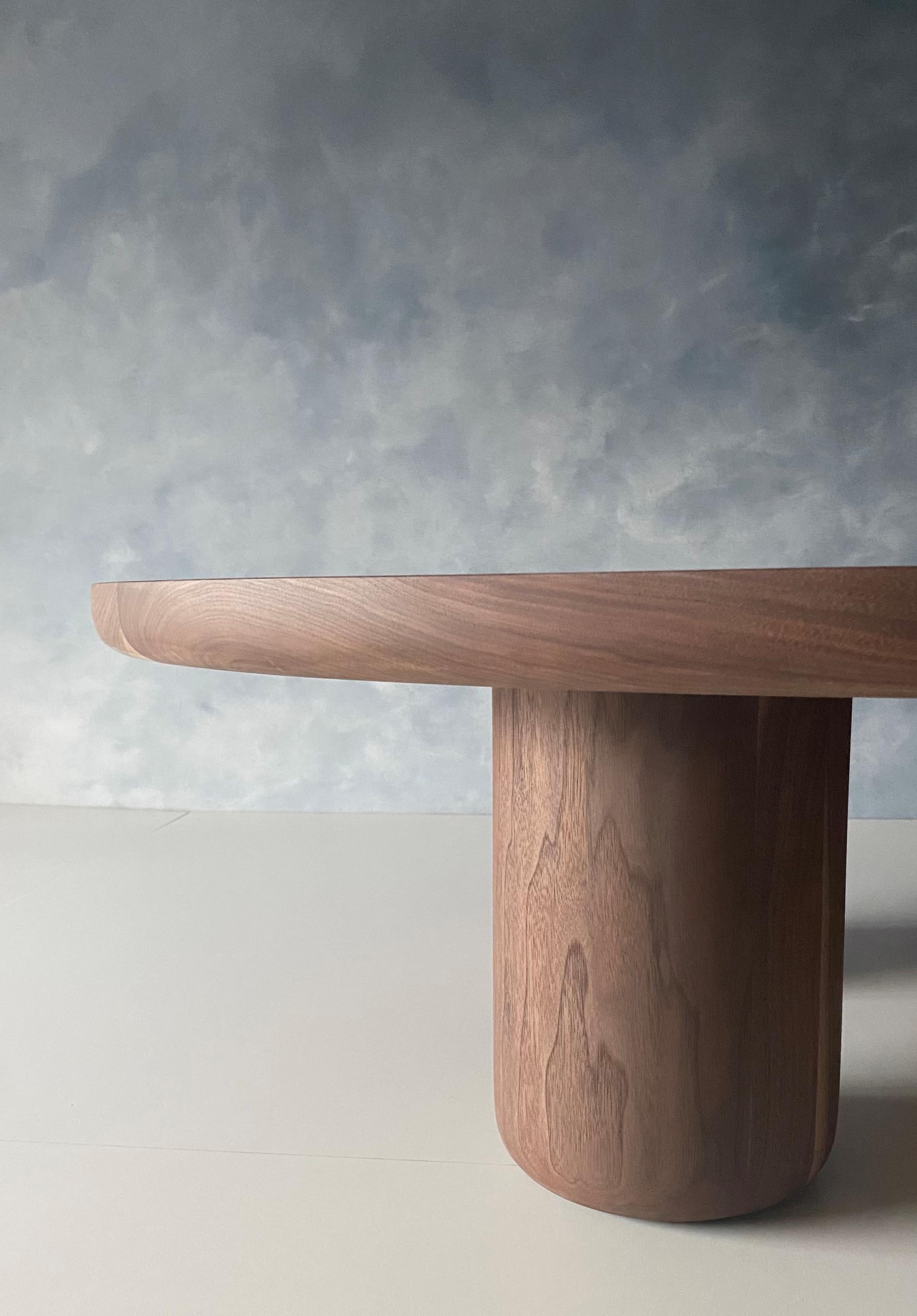 Moderne Table basse Tusker de MSJ Furniture Studio en vente