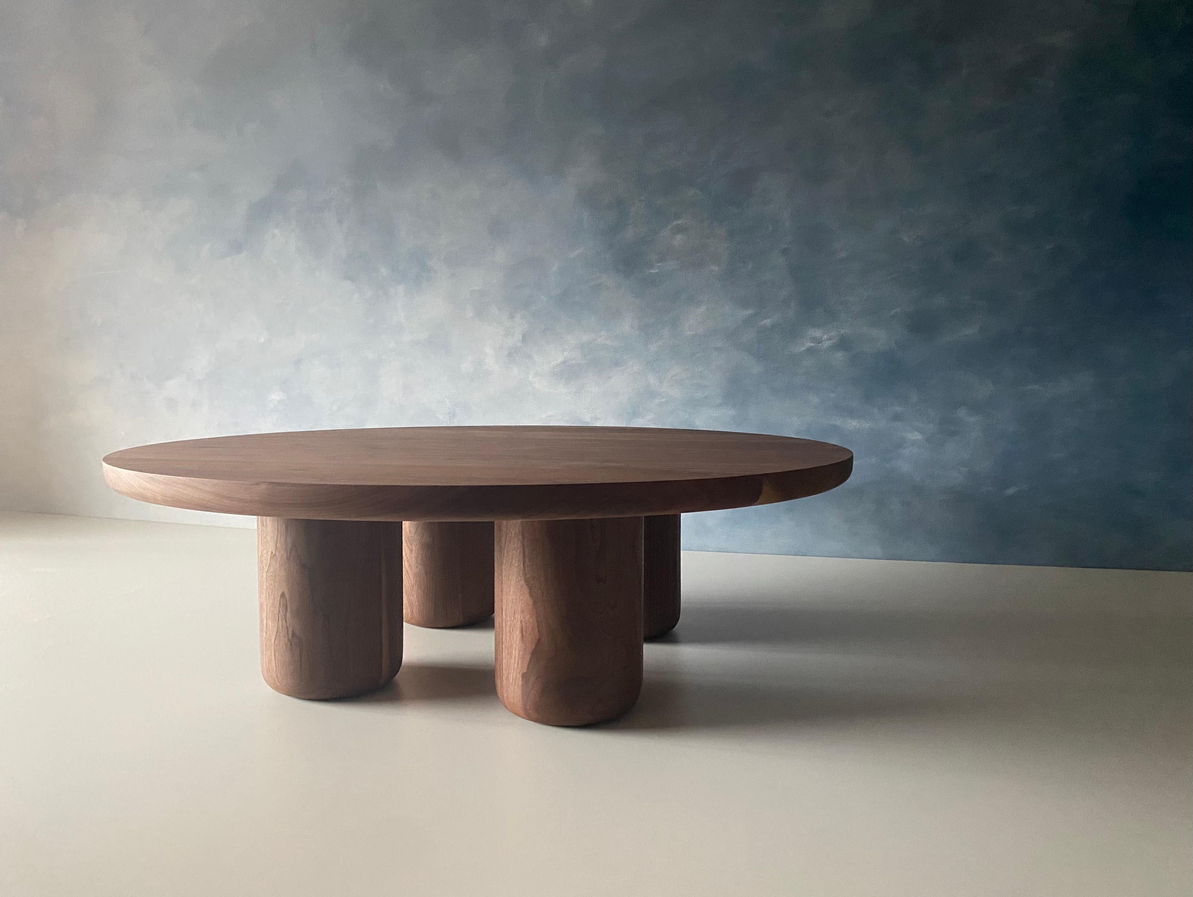 Tusker Couchtisch von MSJ Furniture Studio (Gedrechselt) im Angebot
