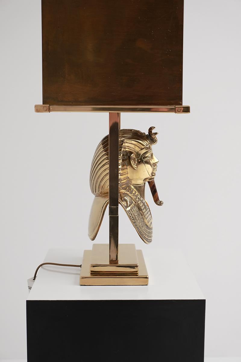 Midcentury brass Tutankhamun pharaoh Signed Table Lamp, 1970s In Good Condition For Sale In Antwerpen, Antwerp