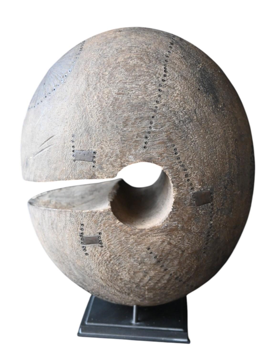 Tutsi Archer Bracelet (arm Guard) Rwanda, Early 20th Century For Sale 2