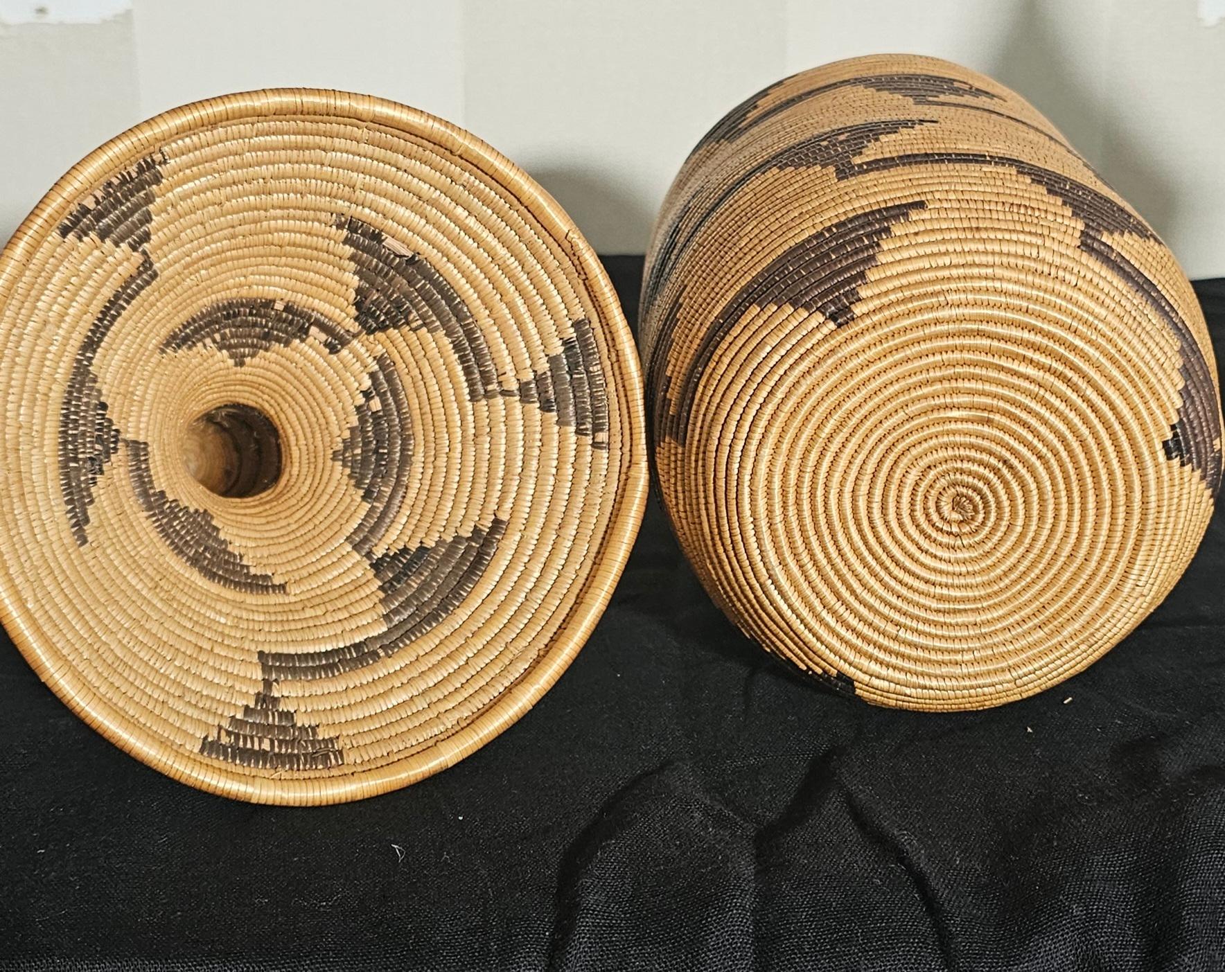 Tutsi Baskets Bon état - En vente à Glasgow, GB