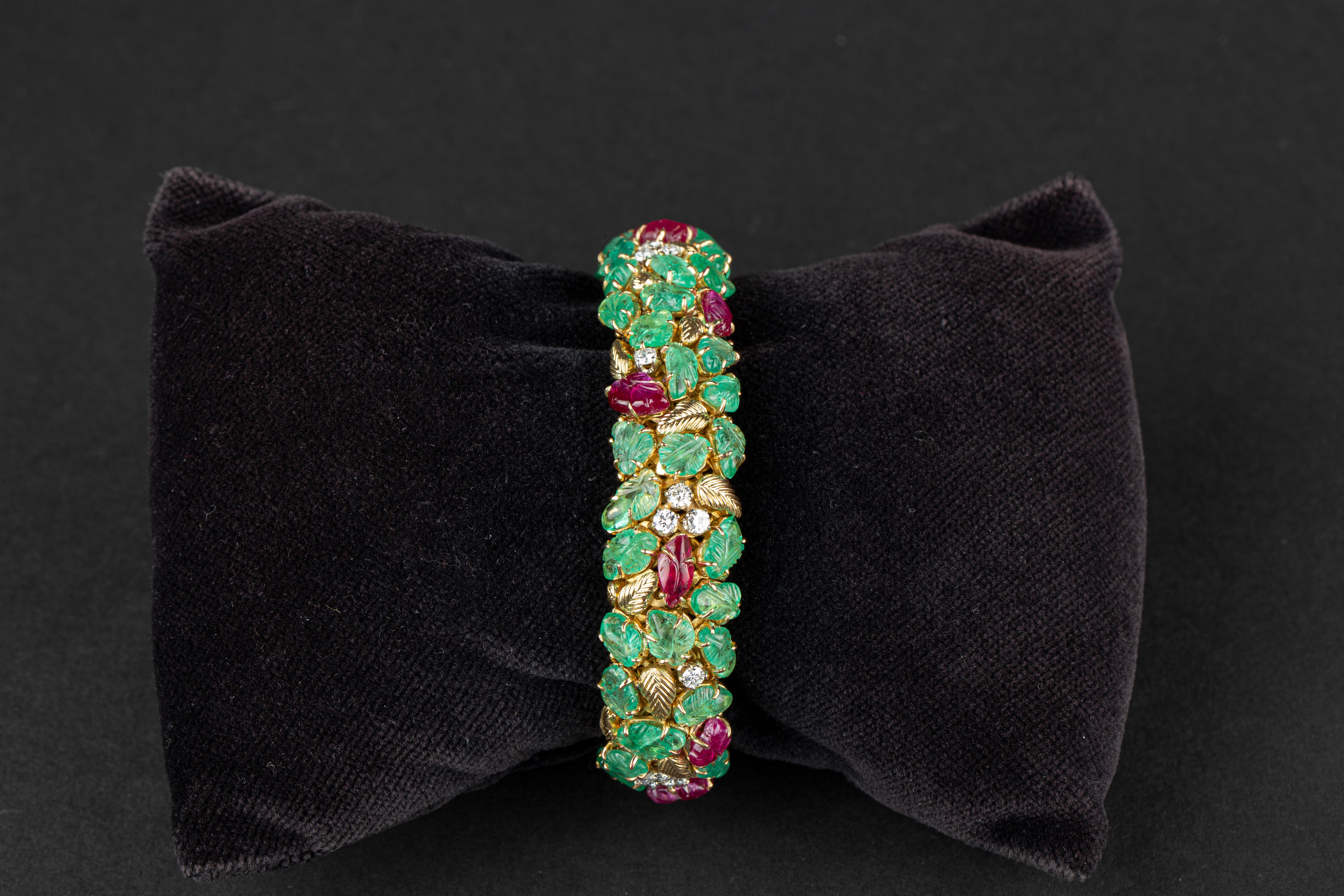 Tutti Frutti Carved Emeralds Rubies Diamonds Italian Bracelet In Excellent Condition For Sale In New York, NY