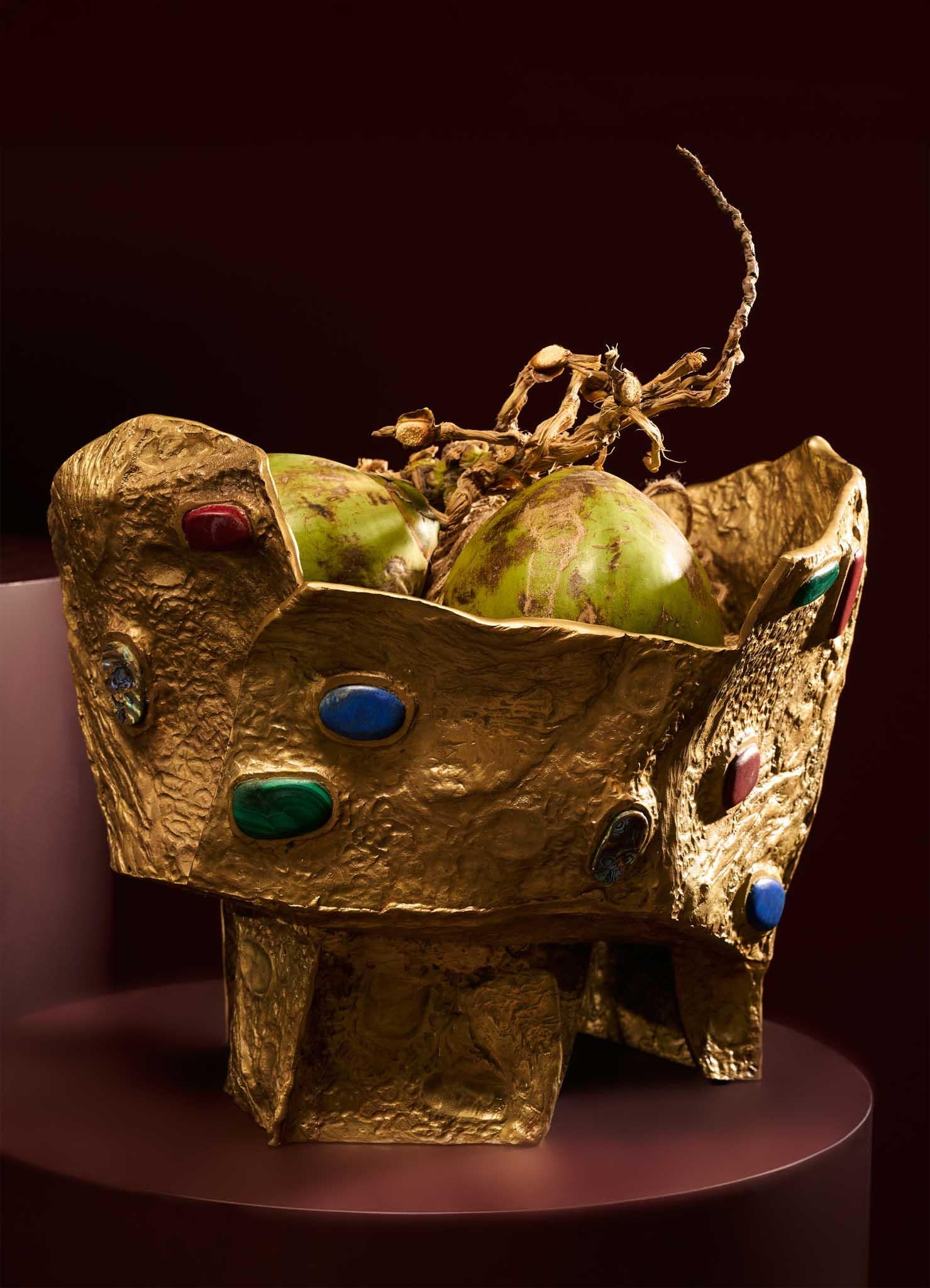 Tutti Frutti-Champagnerkübel aus Messing mit Halbedelsteinen, Viya von Vikram Goyal im Angebot 3