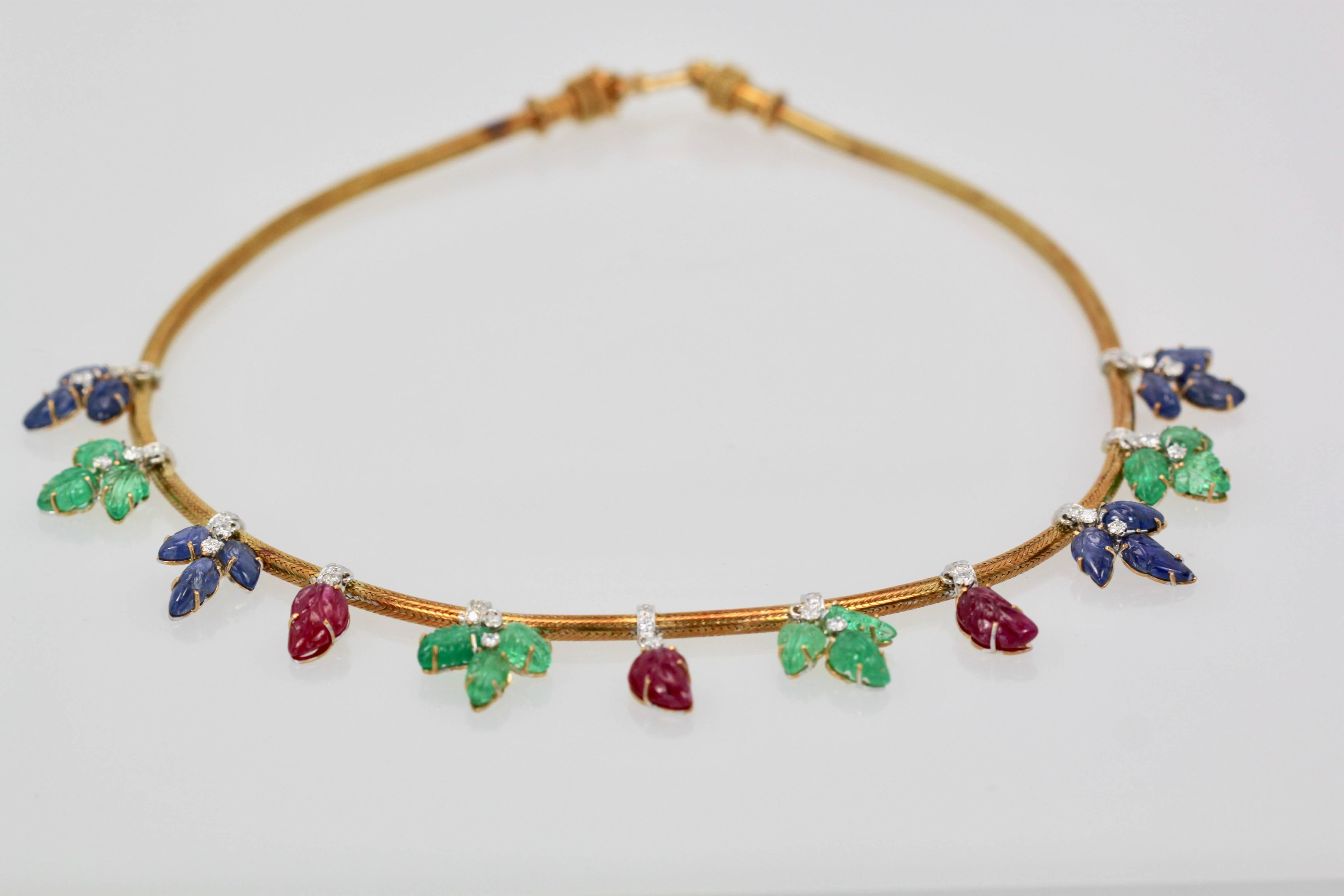 Necklace Diamonds Carved Emeralds, Rubies, Sapphires 18 Karat Gold 3