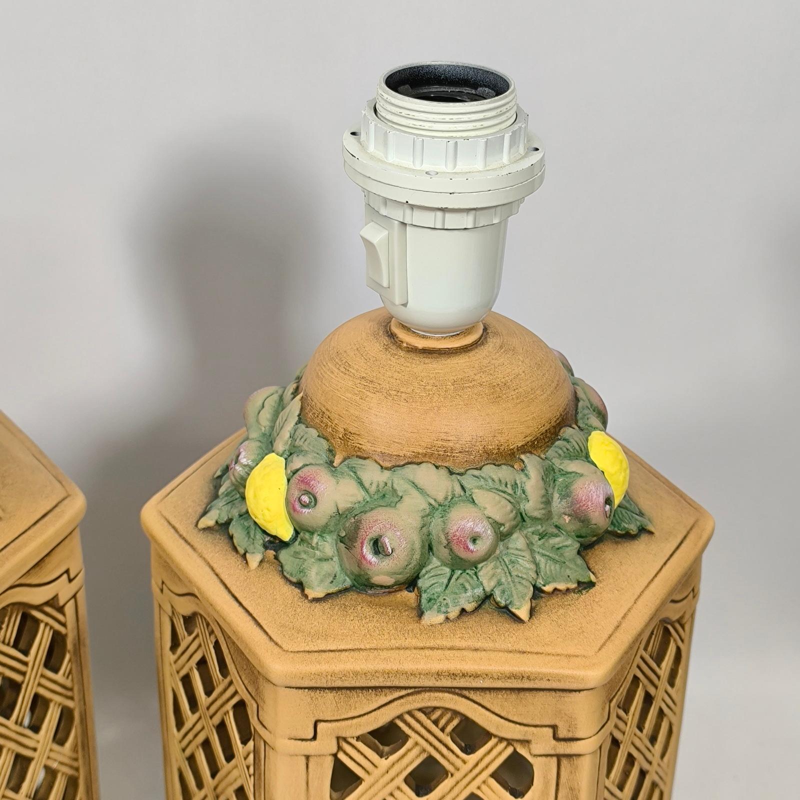 Tutti-Frutti Pair of Italian Ceramic Table Lamps, Fruit Decor, Hand-Painted For Sale 2