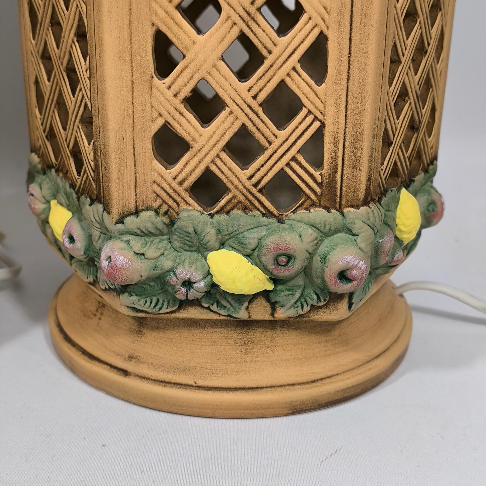 Tutti-Frutti Pair of Italian Ceramic Table Lamps, Fruit Decor, Hand-Painted For Sale 3