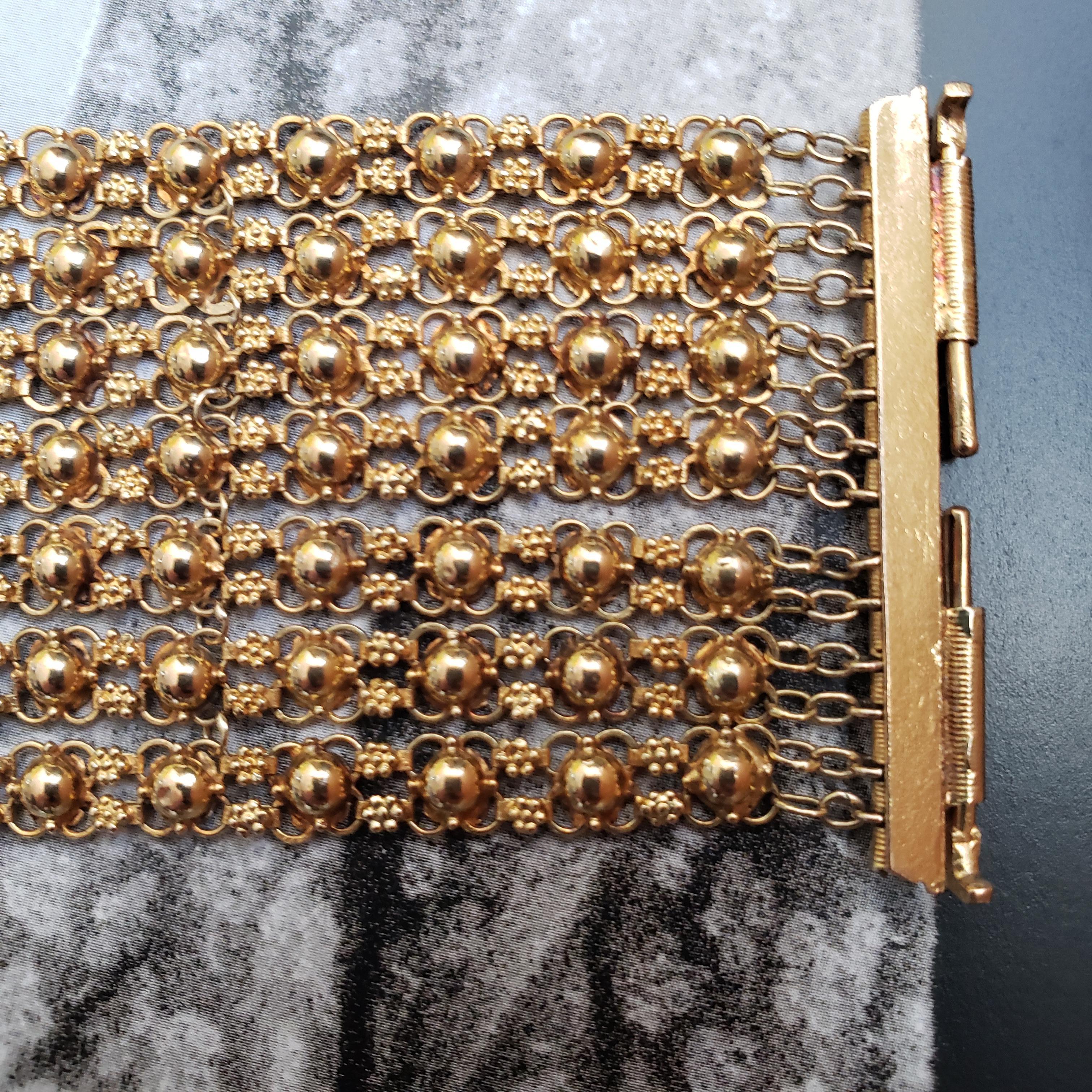 Tutti Frutti Rubini Zaffiri Smeraldi Diam  Bracciale realizzato in oro giallo 20 carati In condizioni ottime in vendita a San Diego, CA