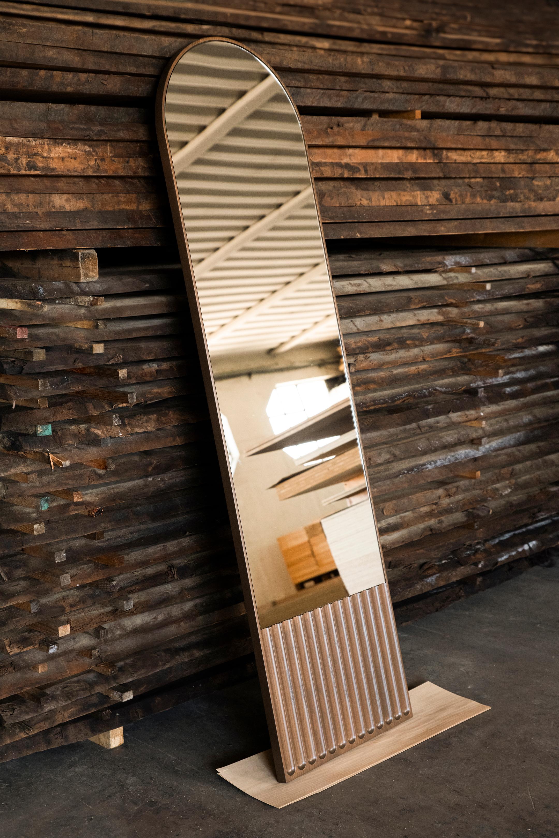 Miroir ovale Tutto Sesto en bois massif, finition naturelle, contemporain en vente 4