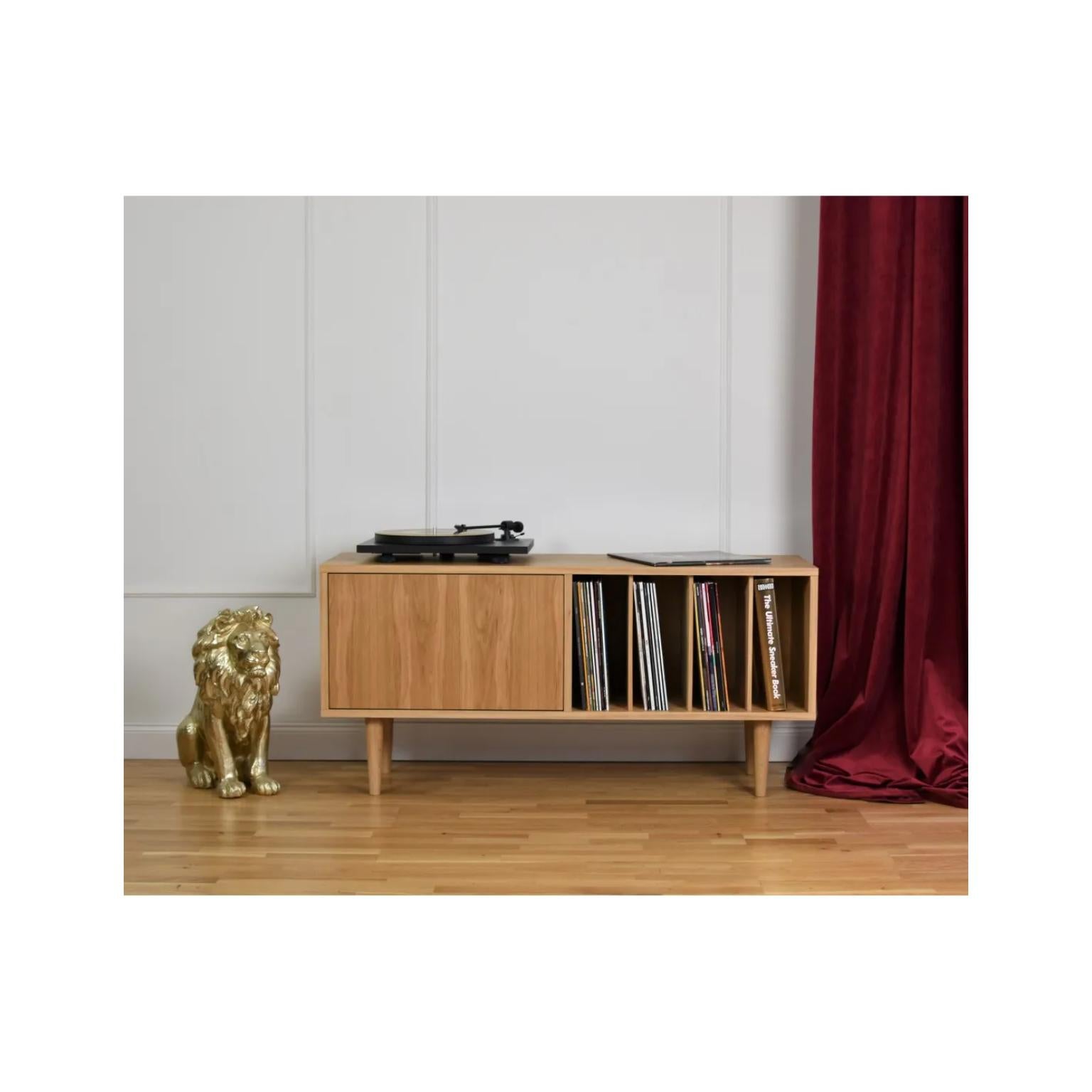 Kleiner TV-Mini-Schrank aus Vinyl von Pastform (Gebeizt) im Angebot
