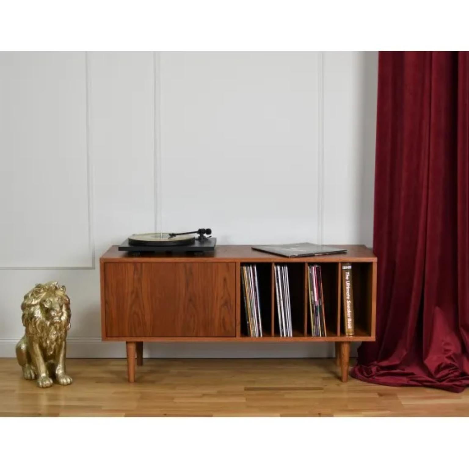 Kleiner TV-Mini-Schrank aus Vinyl von Pastform im Zustand „Neu“ im Angebot in Geneve, CH