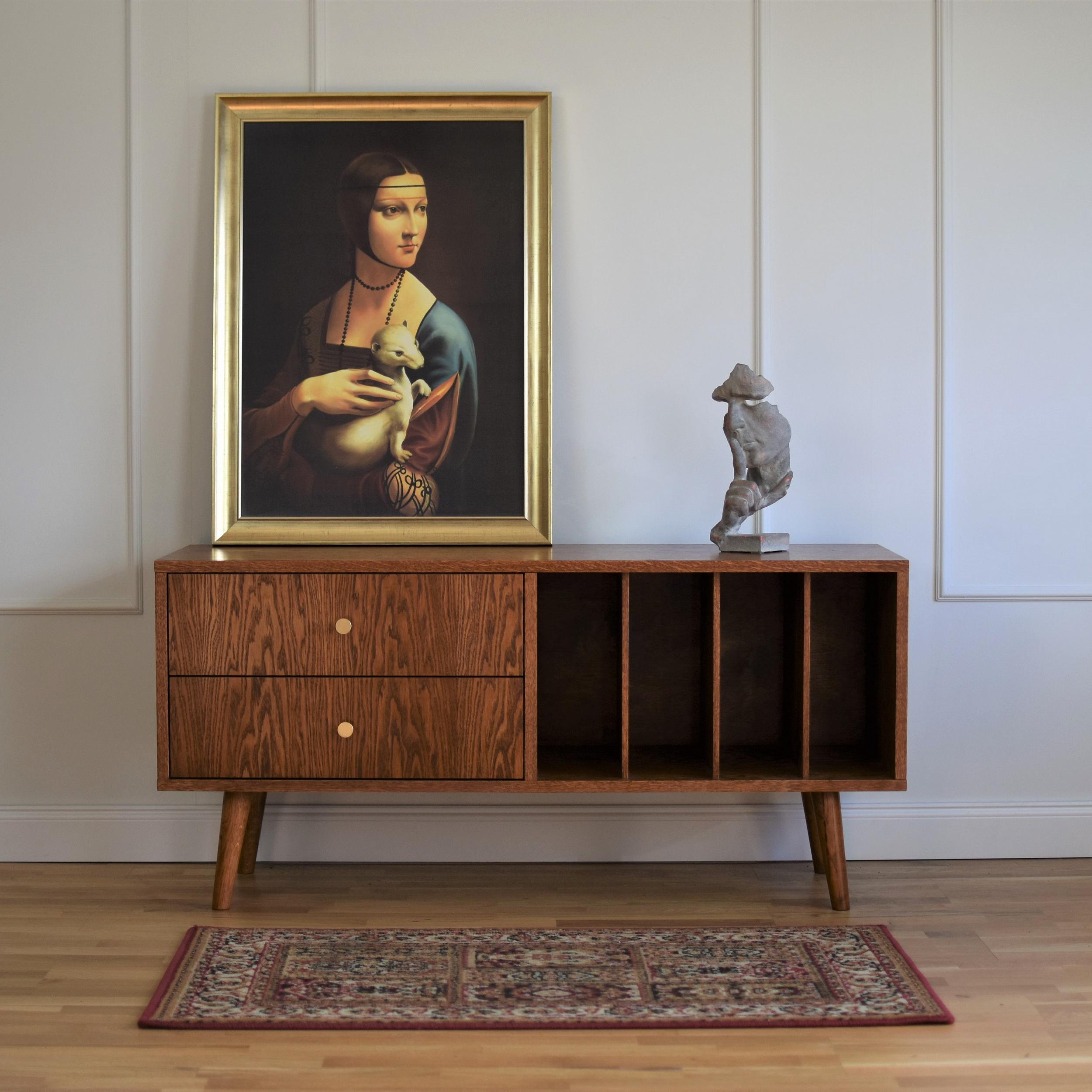 Kleiner TV-Mini-Schrank aus Vinyl mit Schubladen von Pastform (Postmoderne) im Angebot