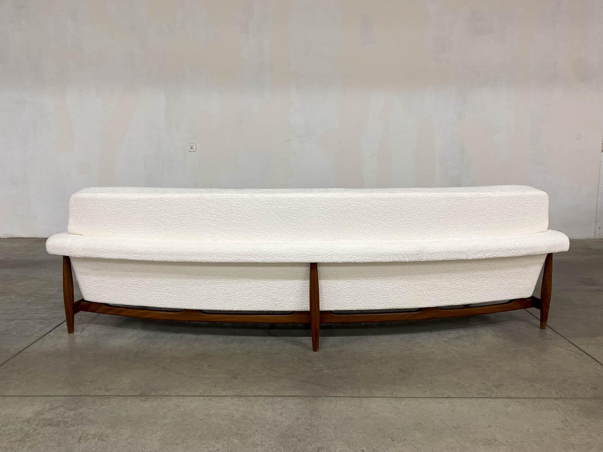 TV Sofa in Teak White Bouclette by Johannes Andersen for Trensum, 1958 For Sale 3