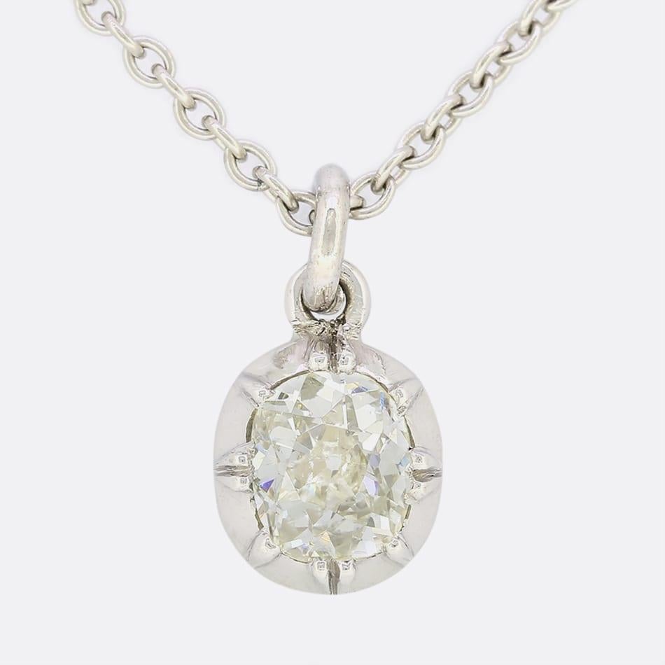 Taglio cuscino TVJ Ciondolo con diamante taglio cuscino da 0.55 carati in vendita