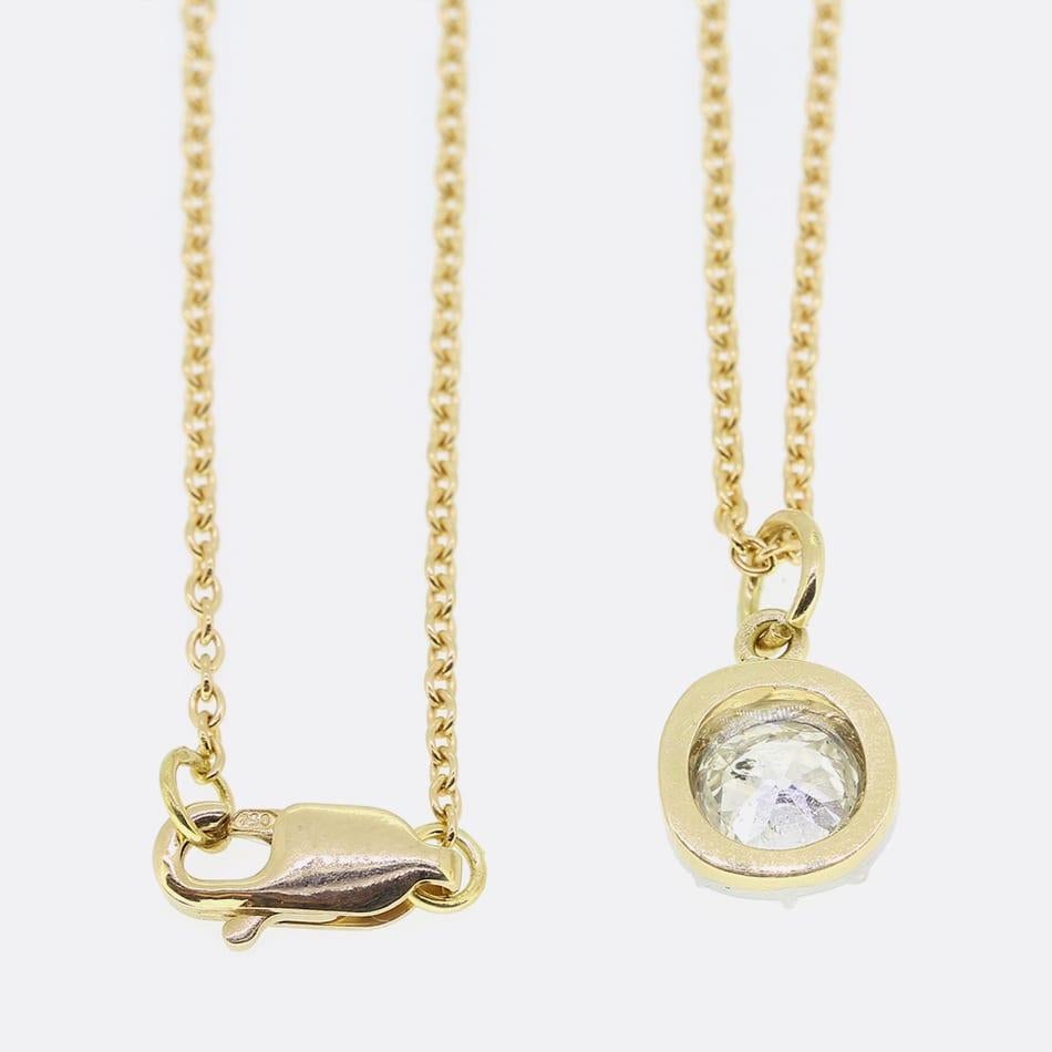 Georgien TVJ Pendentif diamant taille coussin 0,81 carat en vente