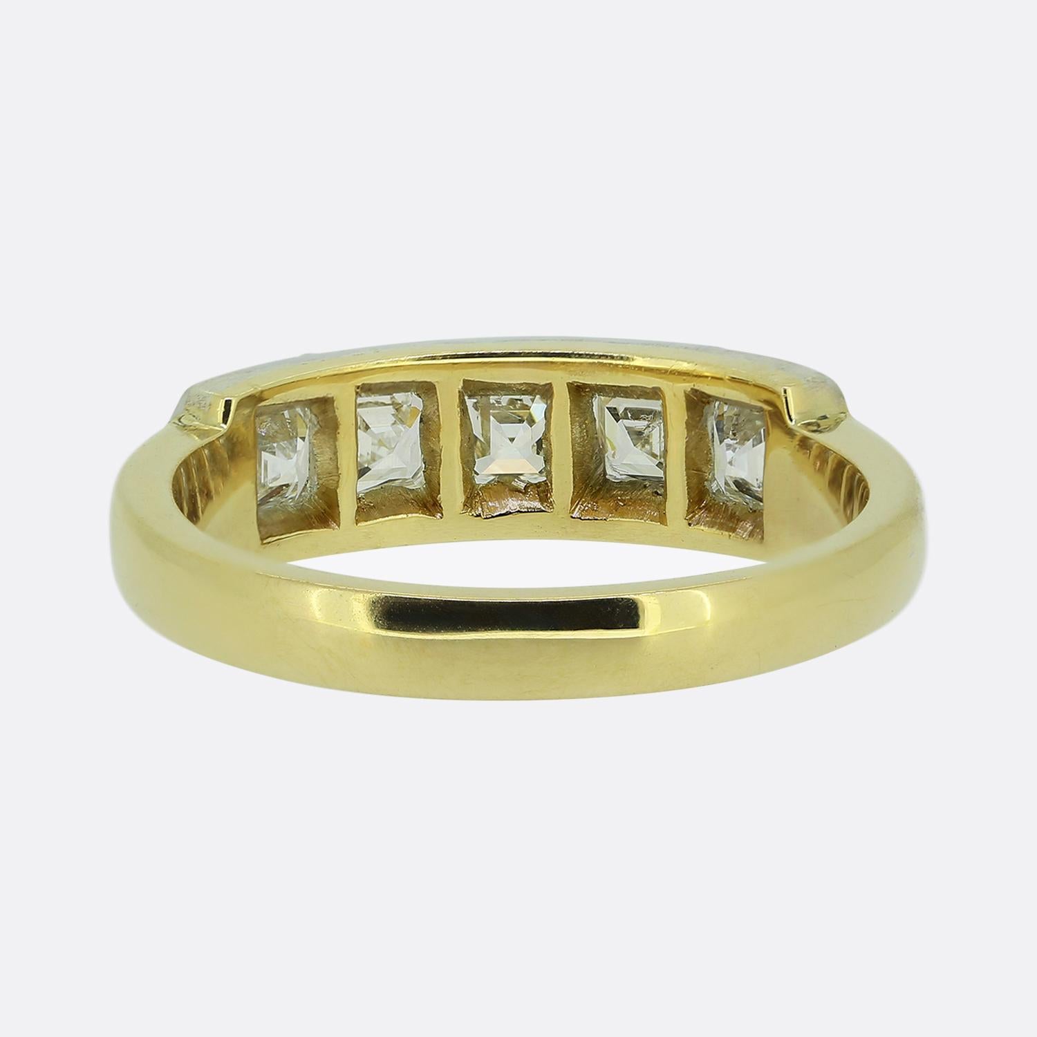 TVJ 0,90 Karat Asscher Cut Diamant Fünf-Stein-Ring (Asscher-Schliff) im Angebot