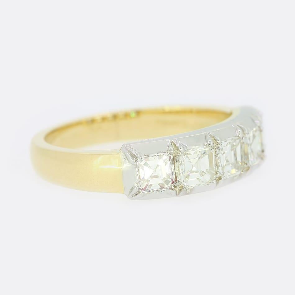 TVJ 1.00 Carat Asscher Cut Diamond Five Stone Ring In Good Condition For Sale In London, GB