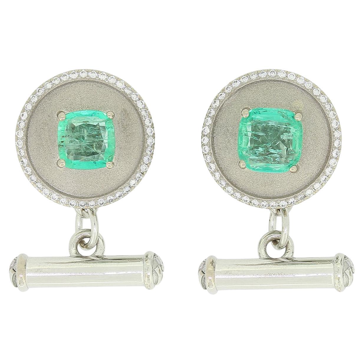 TVJ Manschettenknöpfe mit rundem Smaragd und Diamant