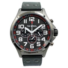 TW Stahl Pilot Herren Chronograph Stahl Quarz Herrenuhr TW422