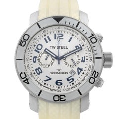 TW Steel Sensation Montre pour homme à quartz en acier et cuir blanc avec cadran blanc TW834