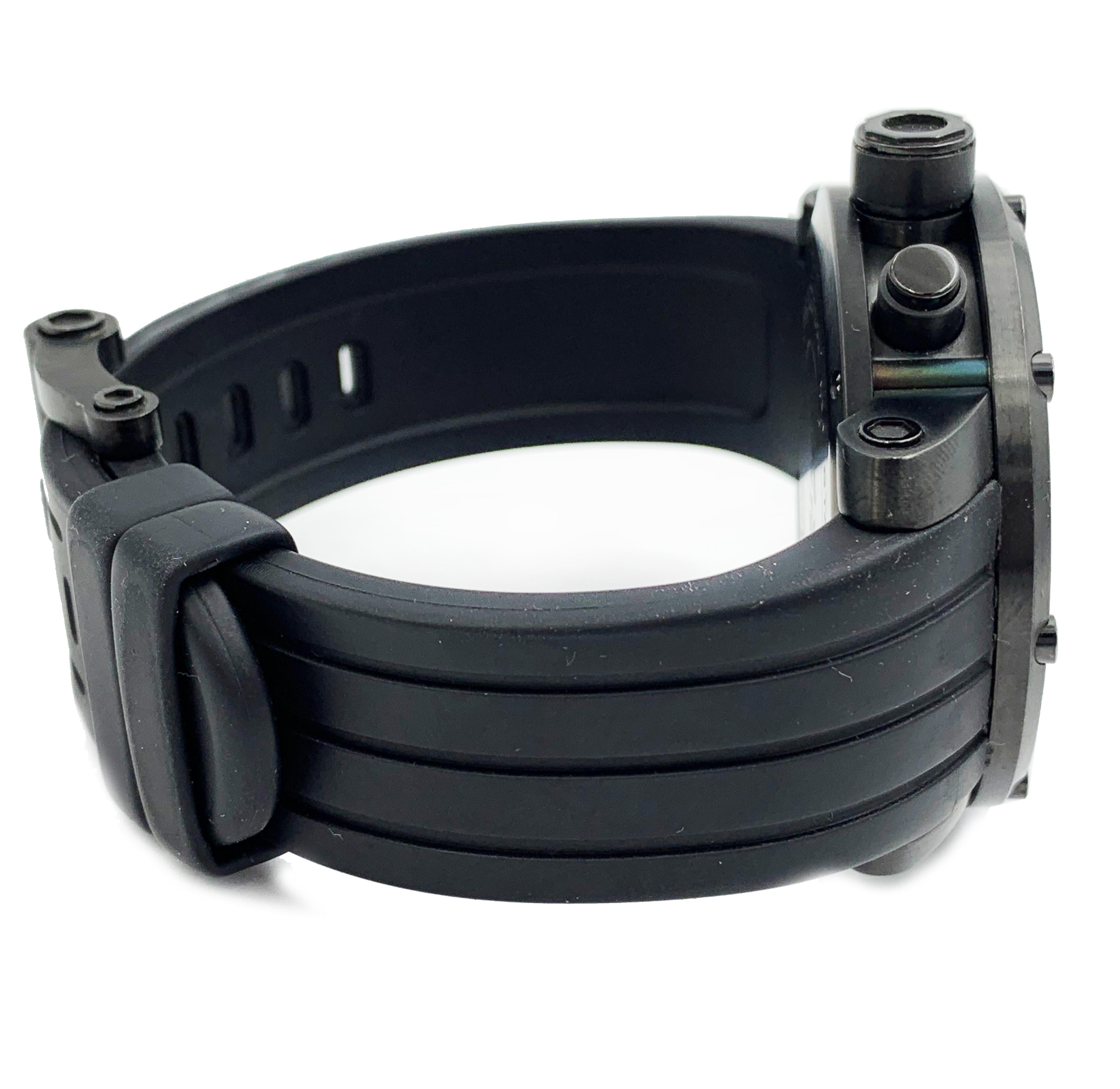 Modern TW Steel Tech Chronograph Stainless Steel Black Dial Quartz Male Watch TW129