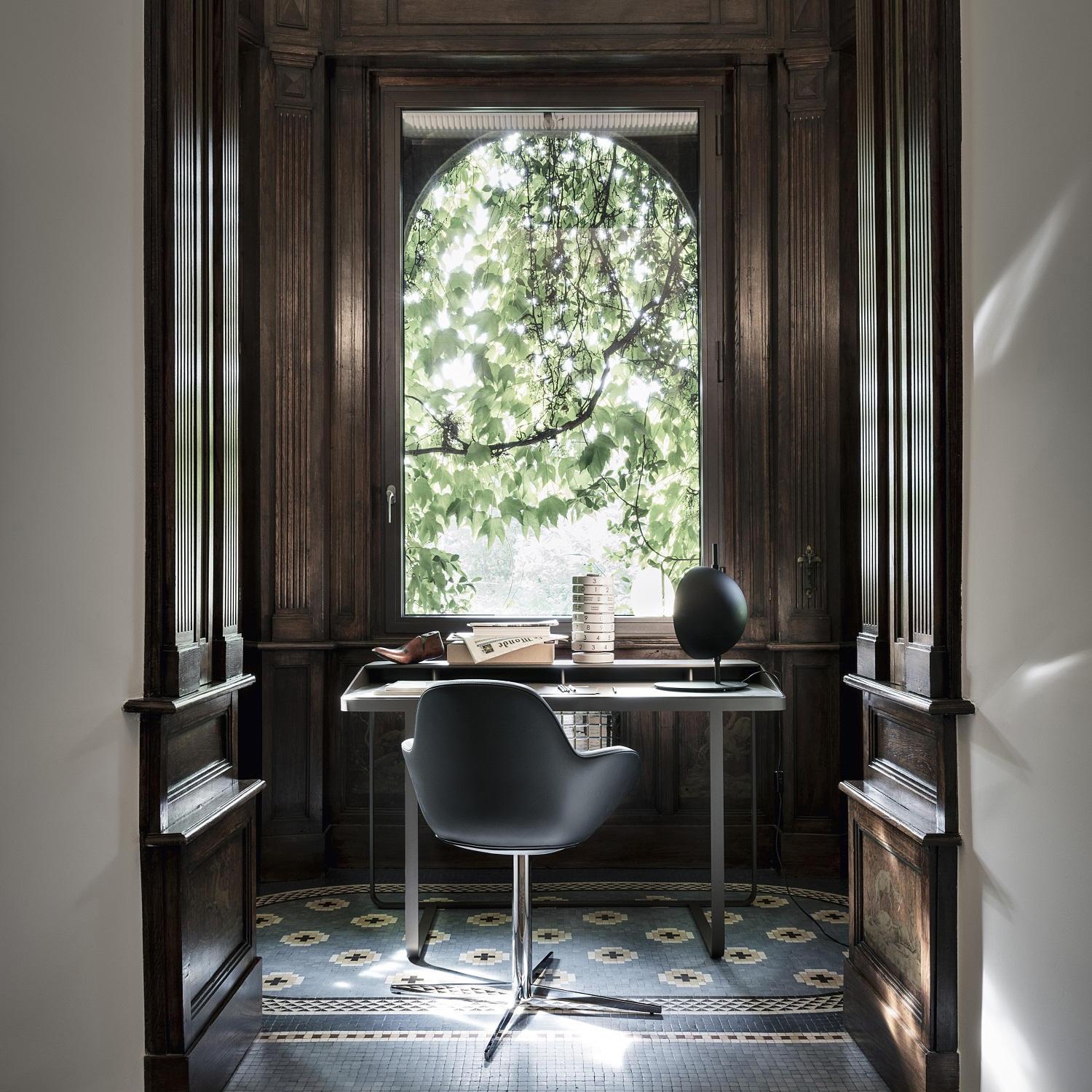 Twain Blue Leather Desk, by Gordon Guillaumier, In stock in Los Angeles In New Condition In Beverly Hills, CA