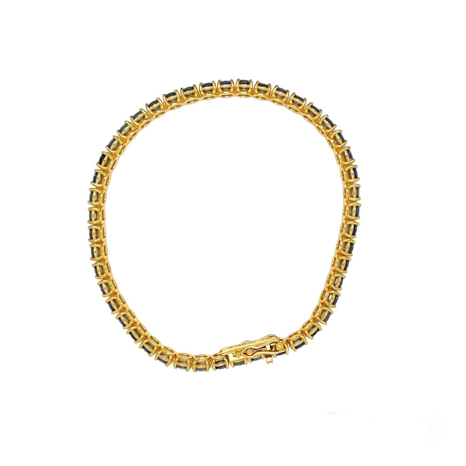 CTW 8 Natural Blu Sapphire Gold Tennis Bracelet For Sale 4