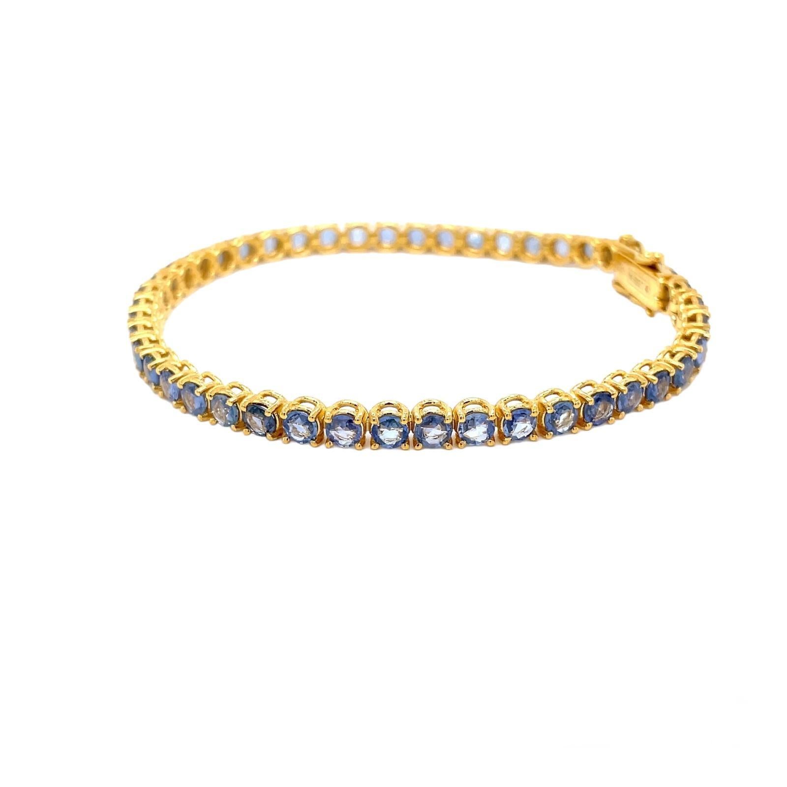 CTW 8 Natural Blu Sapphire Gold Tennis Bracelet In New Condition For Sale In Napoli, NA