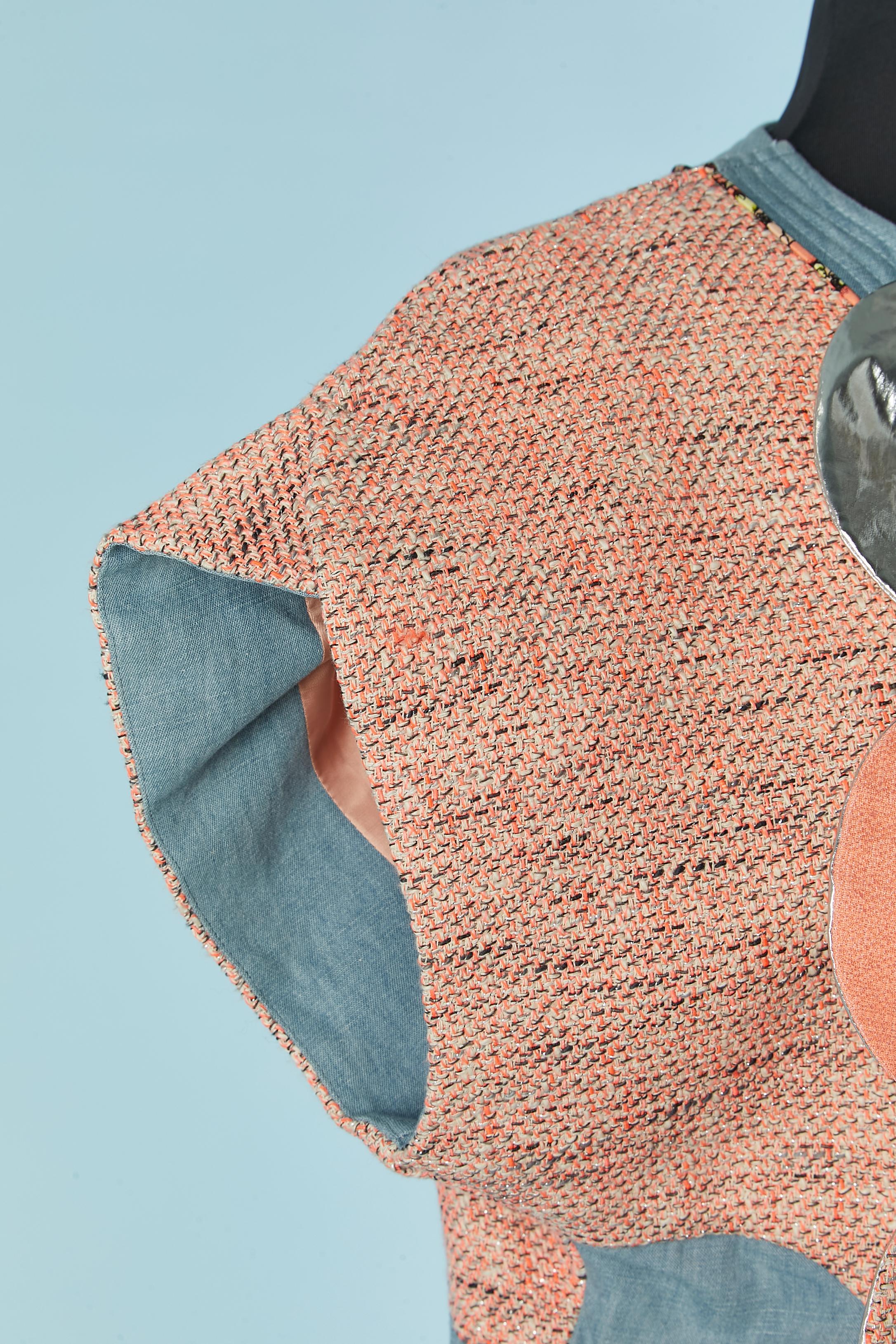 Tweed and denim sleeveless jacket with petals front edge TSUMORI CHISATO In Excellent Condition For Sale In Saint-Ouen-Sur-Seine, FR